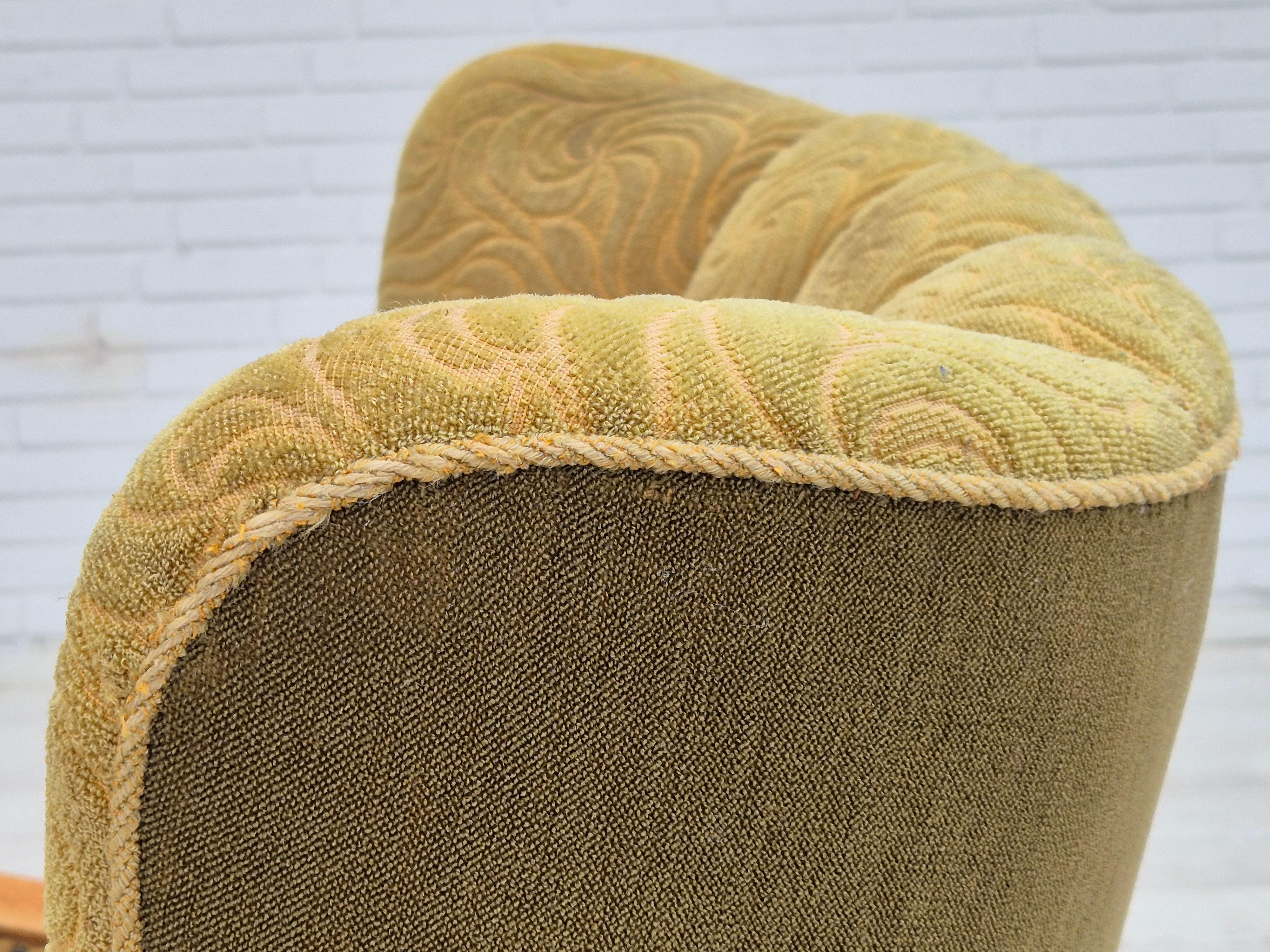 Fauteuil danois à dossier haut des années 1960, état original, coton/laine. en vente 10