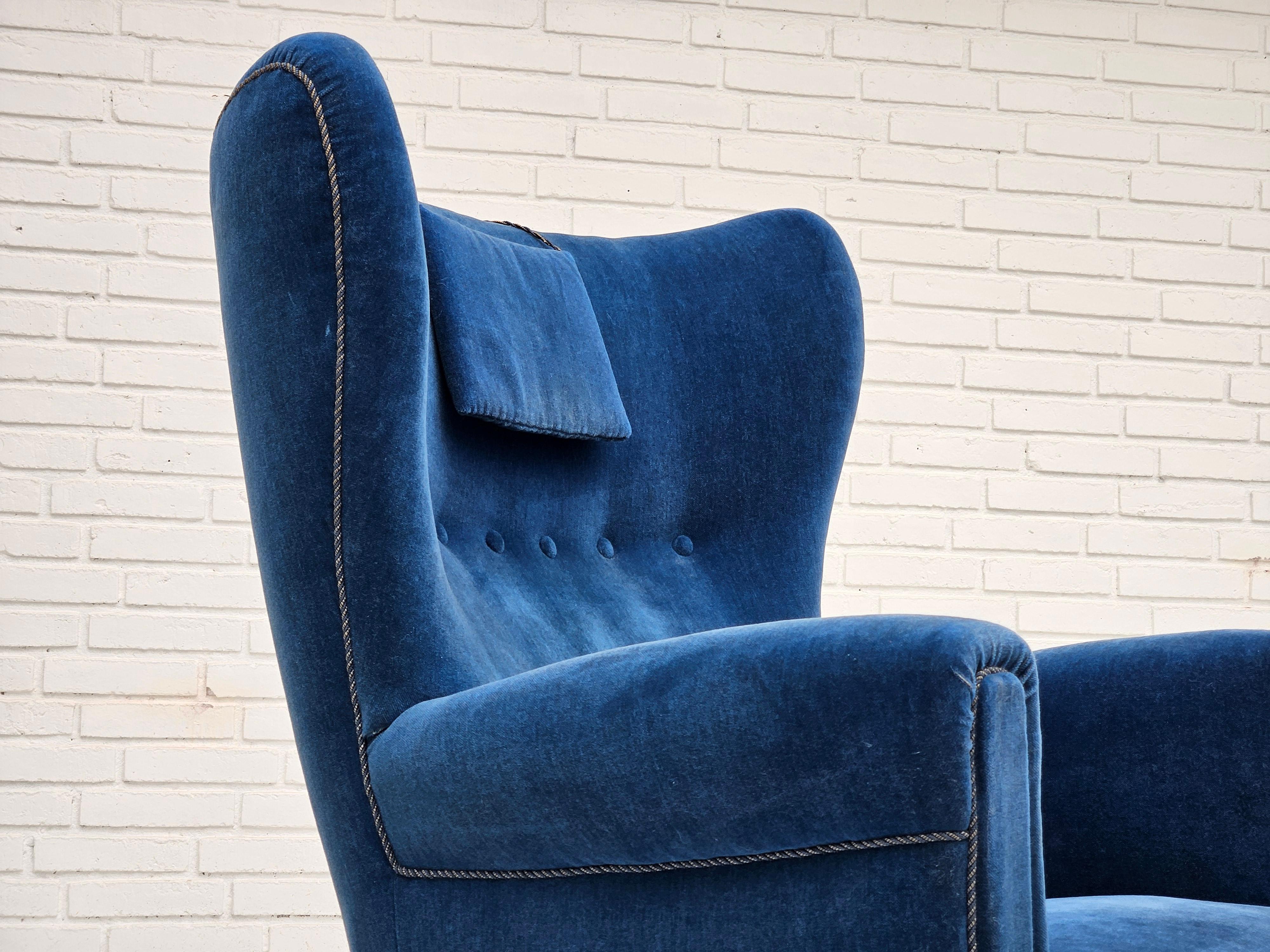 1960s, Danish highback relax armchair, original condition, furniture velour. For Sale 3