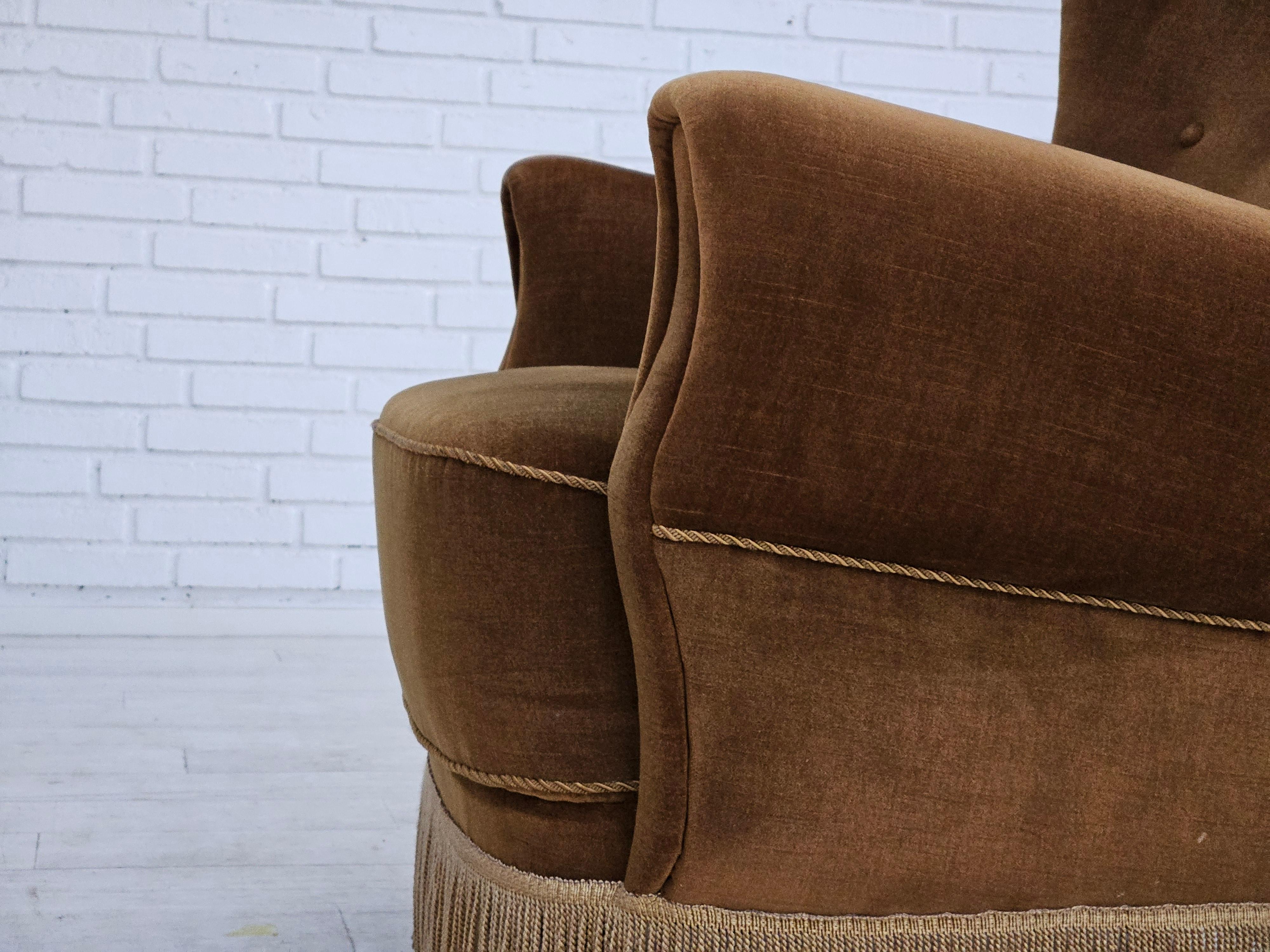 1960s, Danish highback relax chair, original upholstery, green velour. For Sale 3