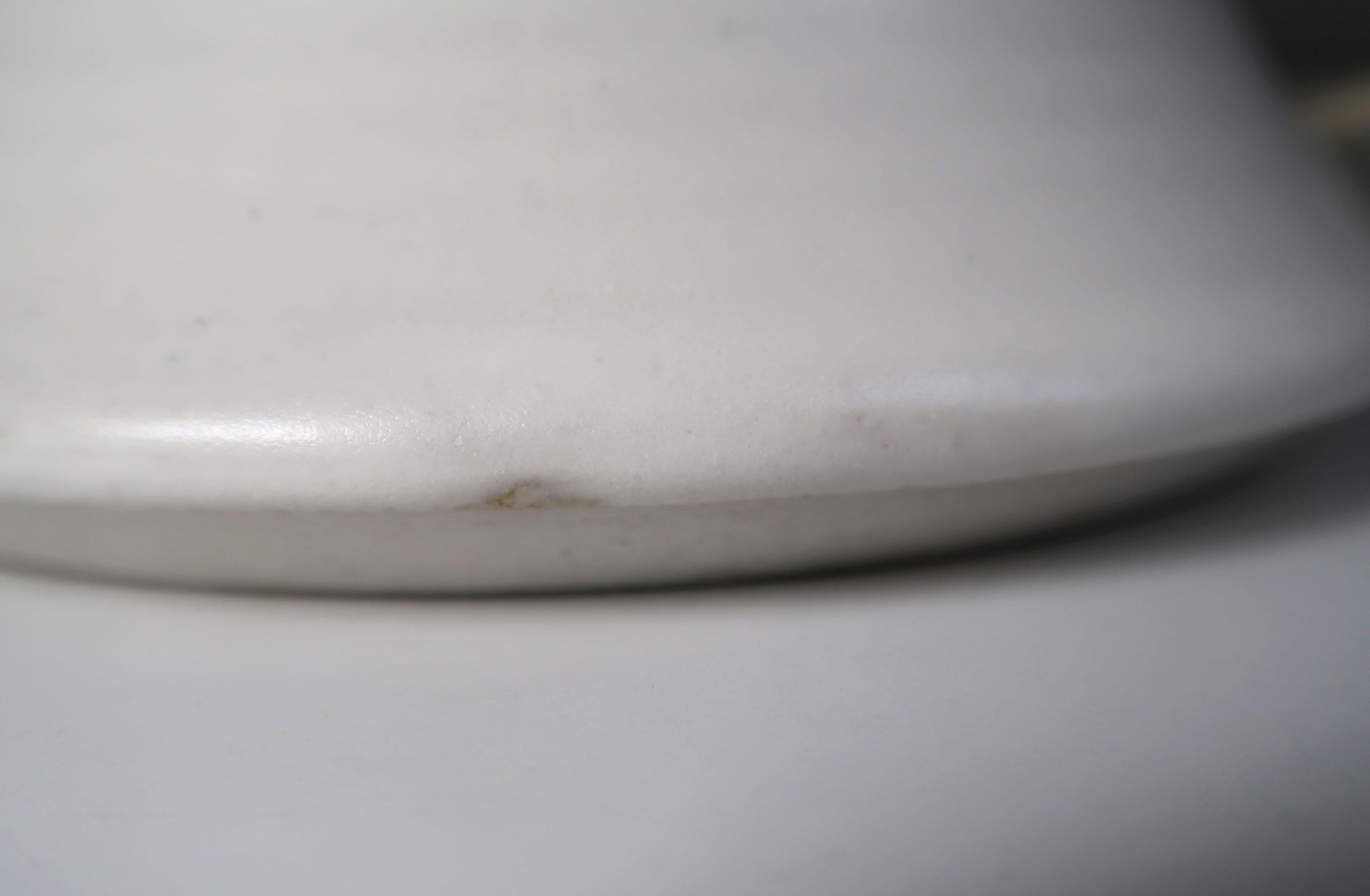 Kähler 1960s Minimalistische Matte Weiße Keramik Tischlampe im Angebot 2