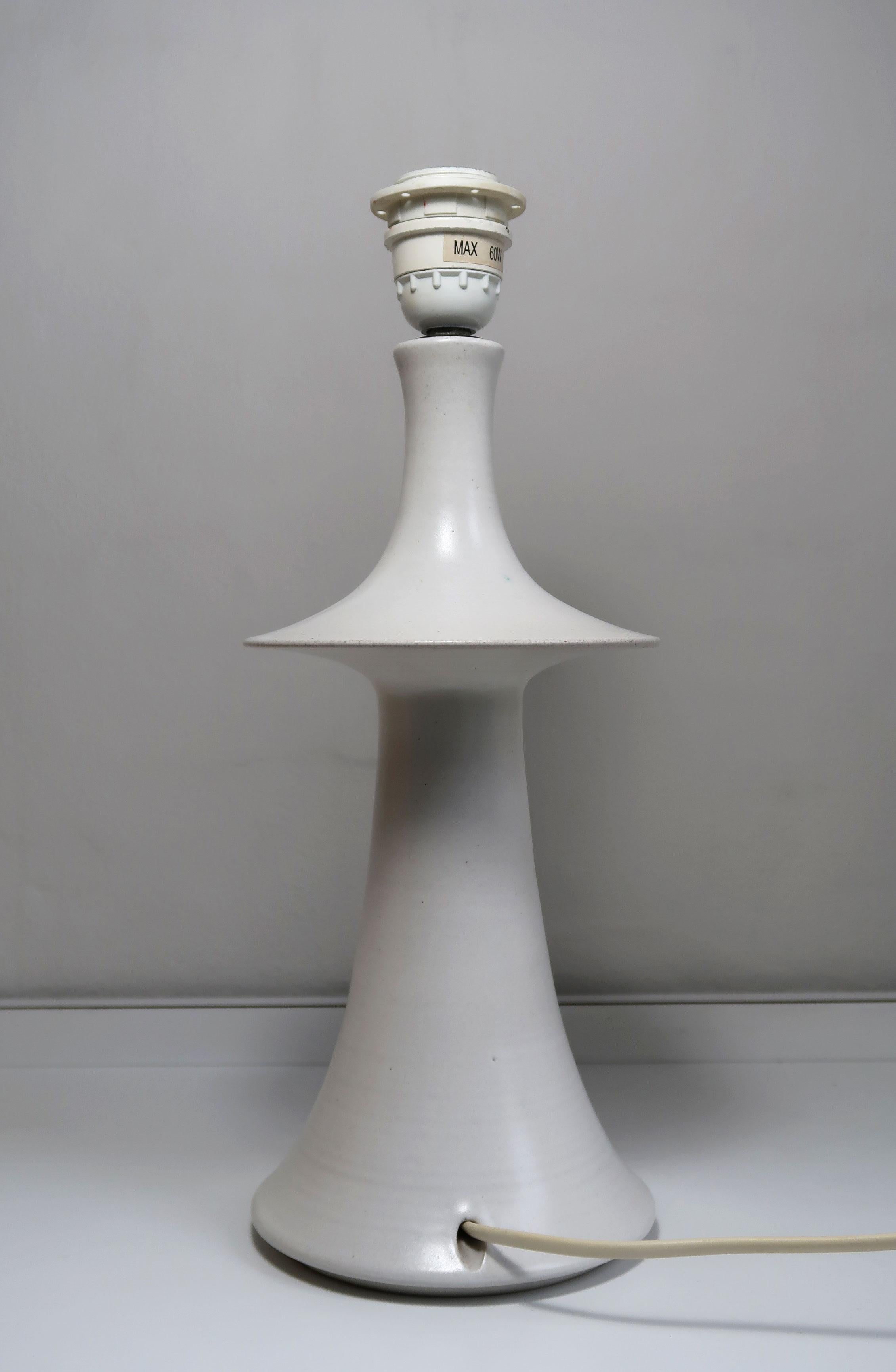 Glazed Kähler 1960s Minimalist Matte White Ceramic Table Lamp For Sale