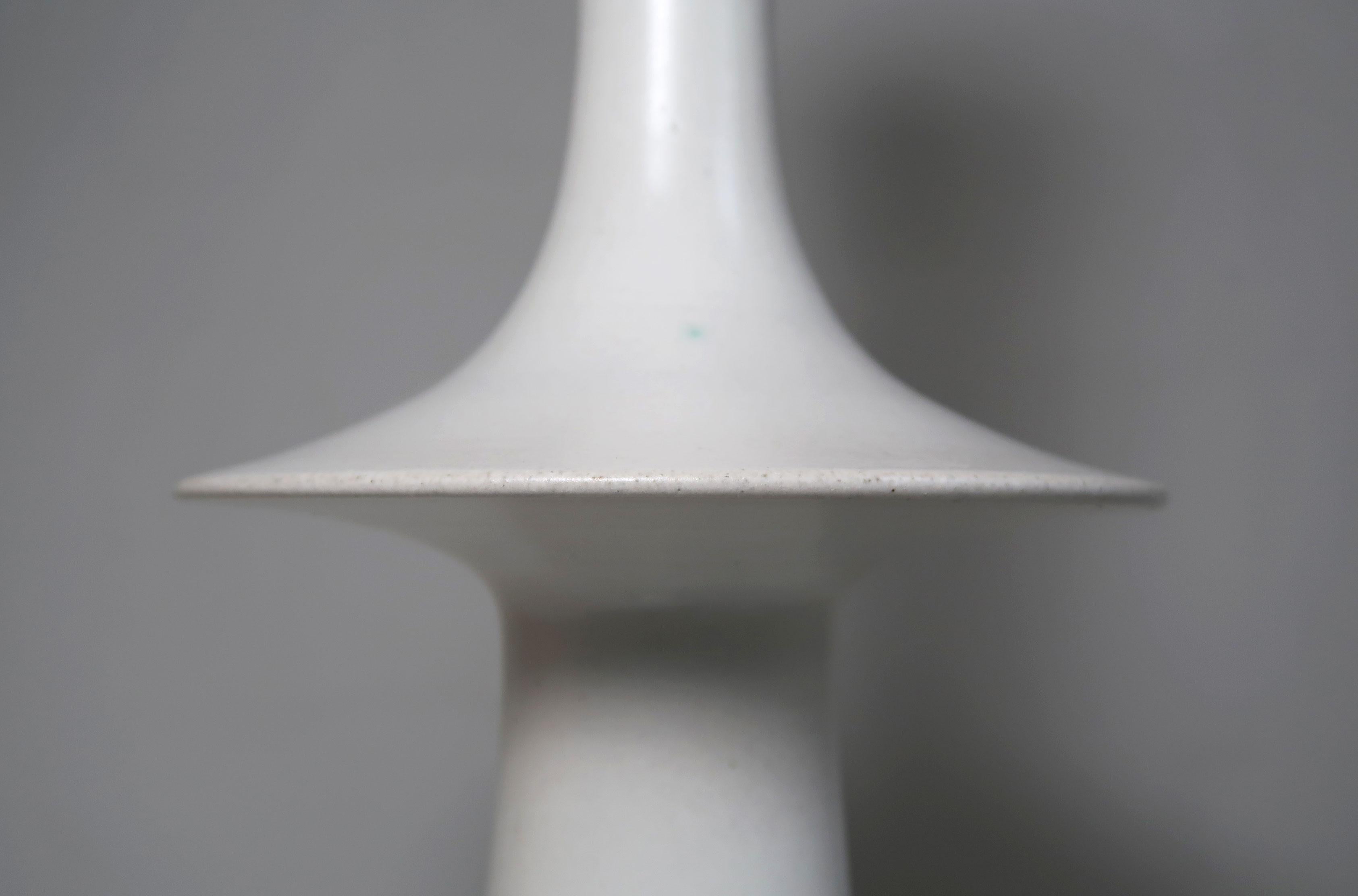 Kähler 1960s Minimalist Matte White Ceramic Table Lamp For Sale 2