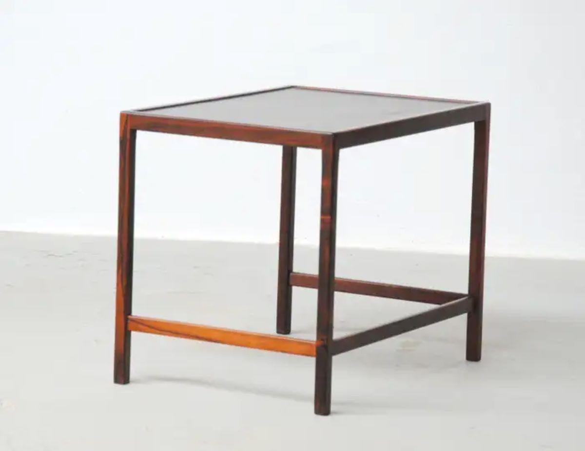 Vollständig restaurierter dänischer Kurt Ostervig-Beistelltisch aus Palisanderholz von Jason Mobler, 1960er Jahre im Zustand „Hervorragend“ im Angebot in Knebel, DK