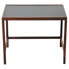 Mesa auxiliar danesa de palisandro Kurt Ostervig de los años 60 totalmente restaurada por Jason Mobler