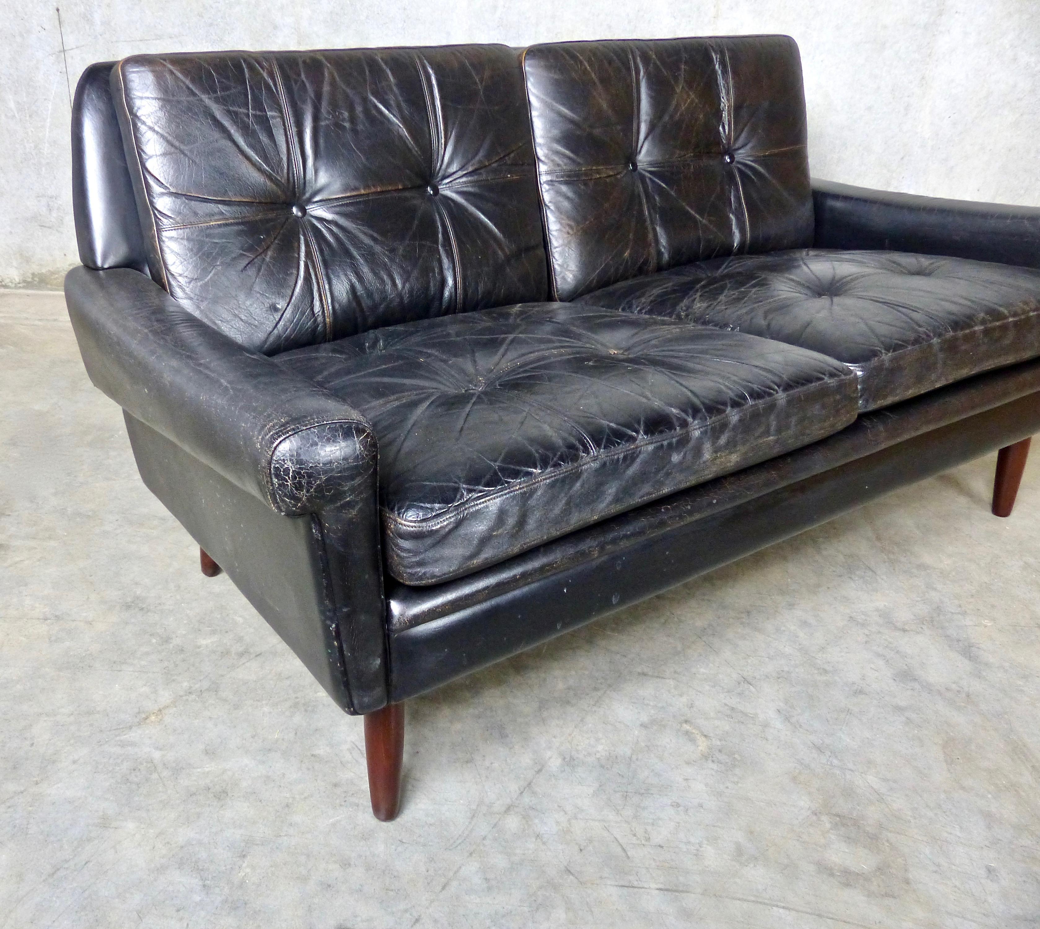 1960s Danish Leather Sofa by Svend Skipper In Good Condition In Surrey, BC