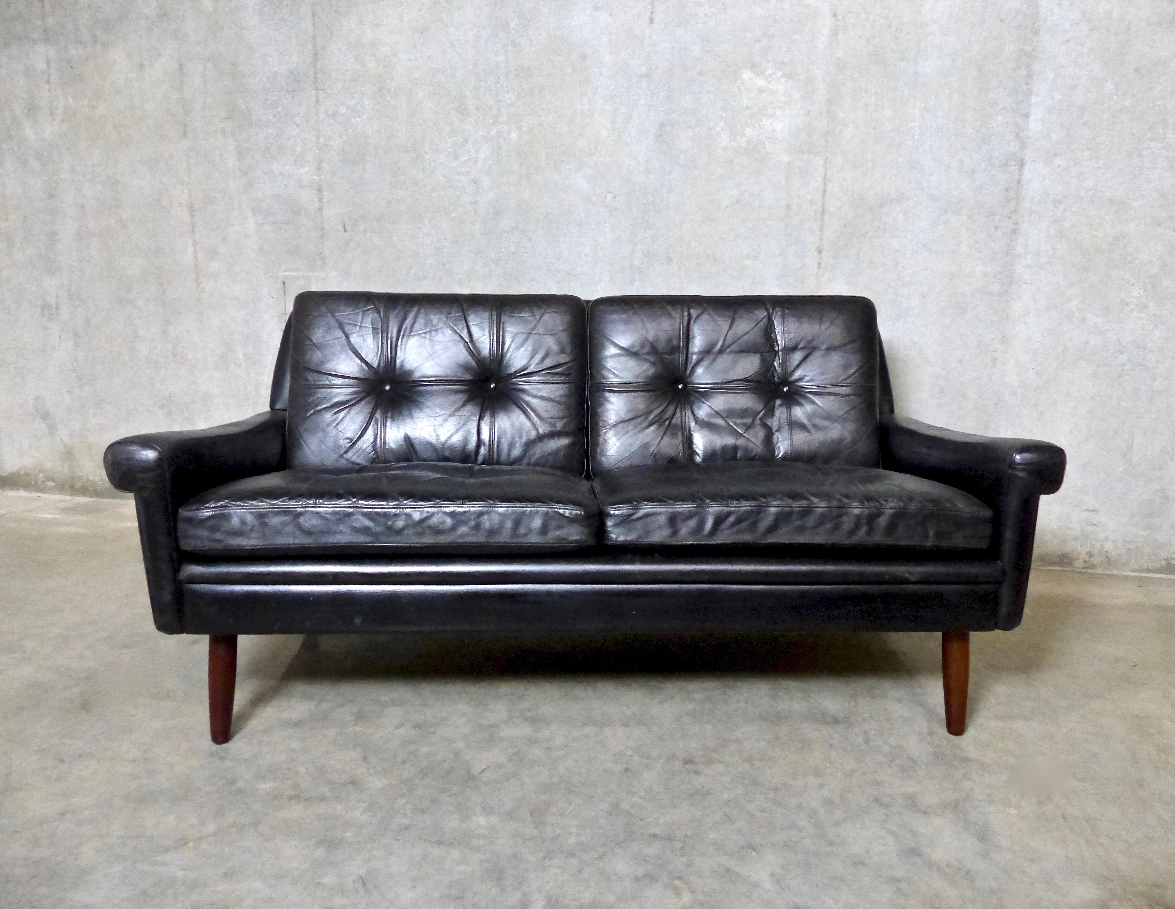 Mid-20th Century 1960s Danish Leather Sofa by Svend Skipper