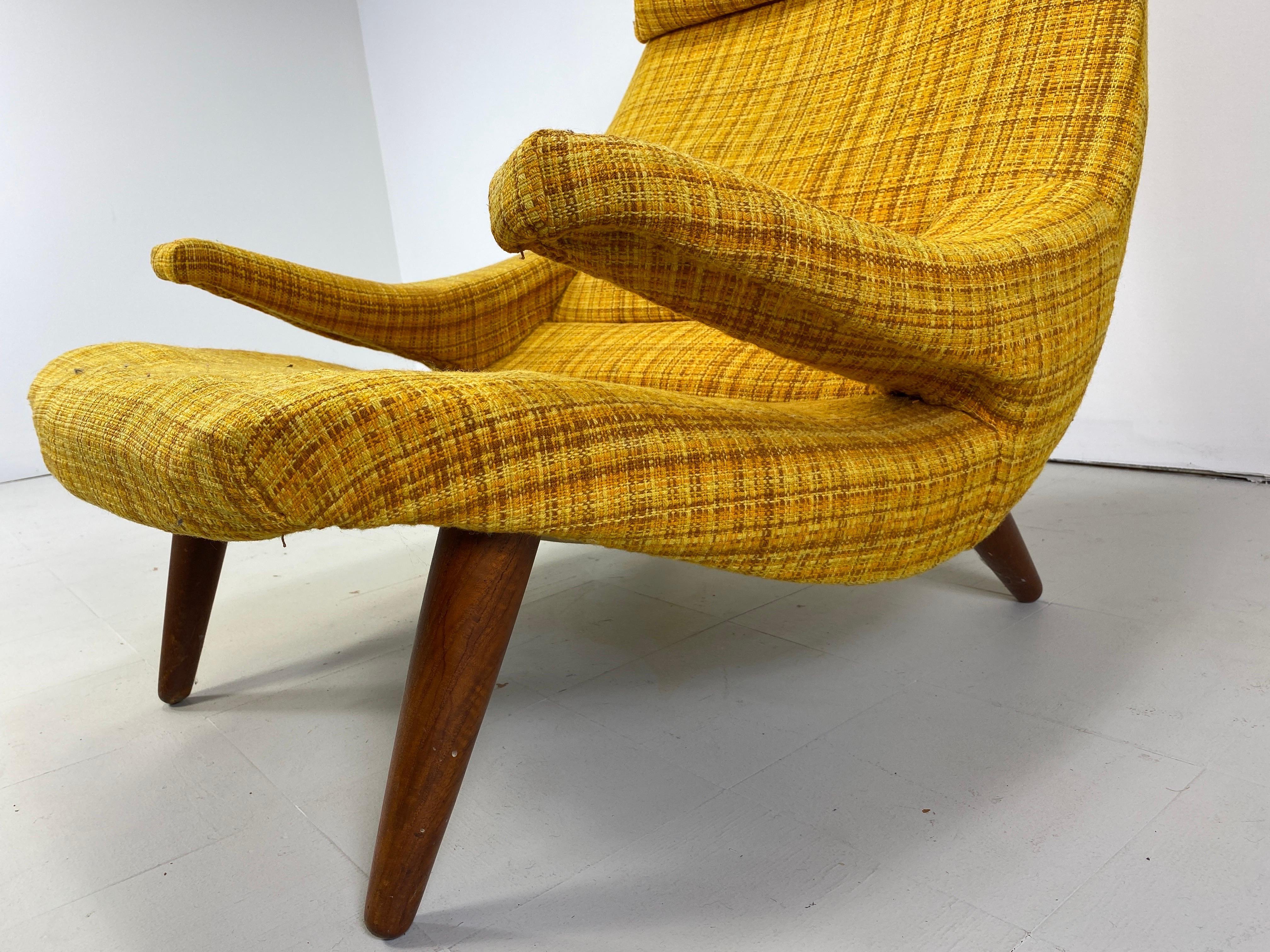Upholstery 1960s Danish Lounge Chair For Sale