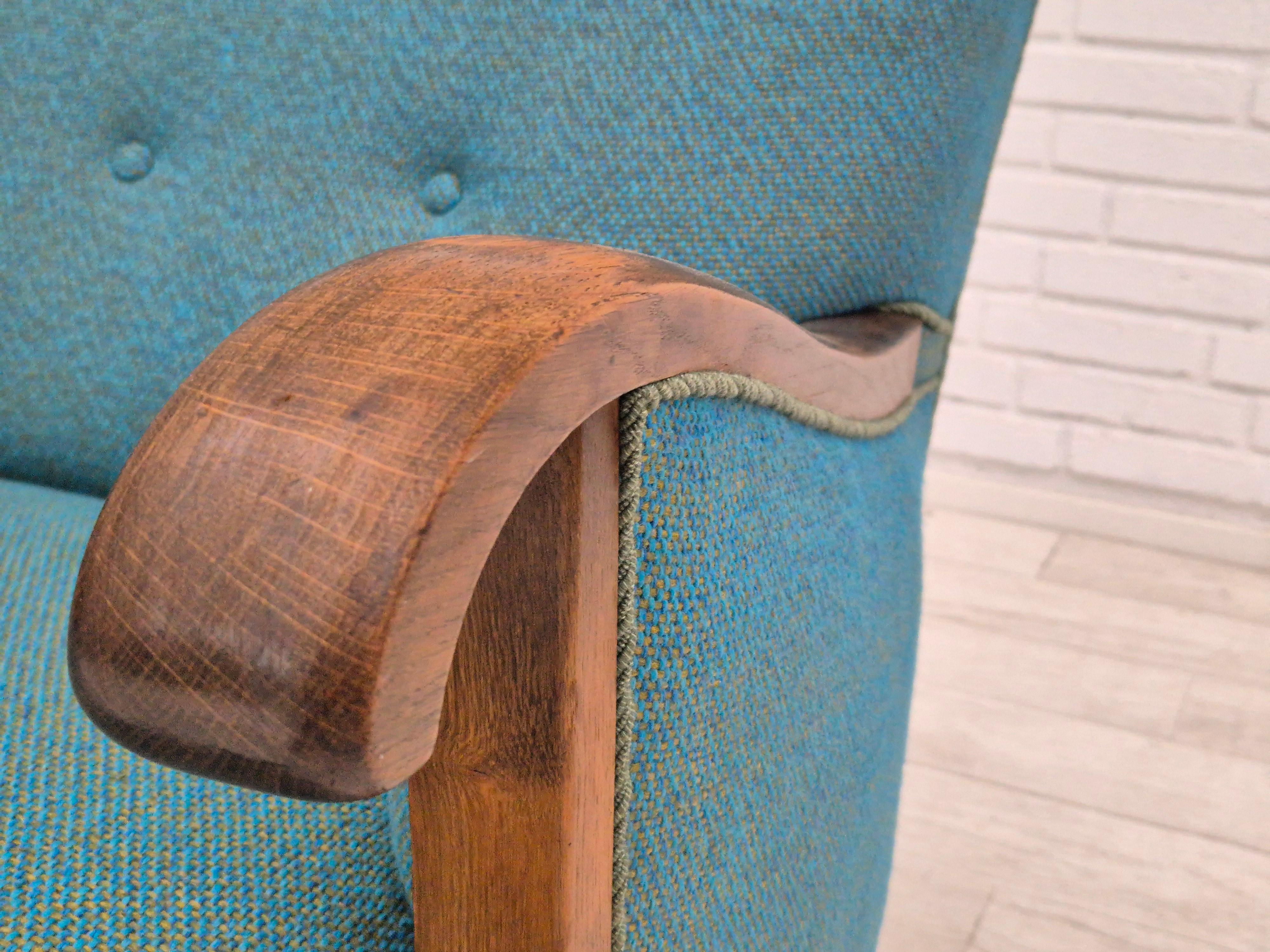 1960s, Danish lounge chair in very good condition, furniture wool, oak wood. 5
