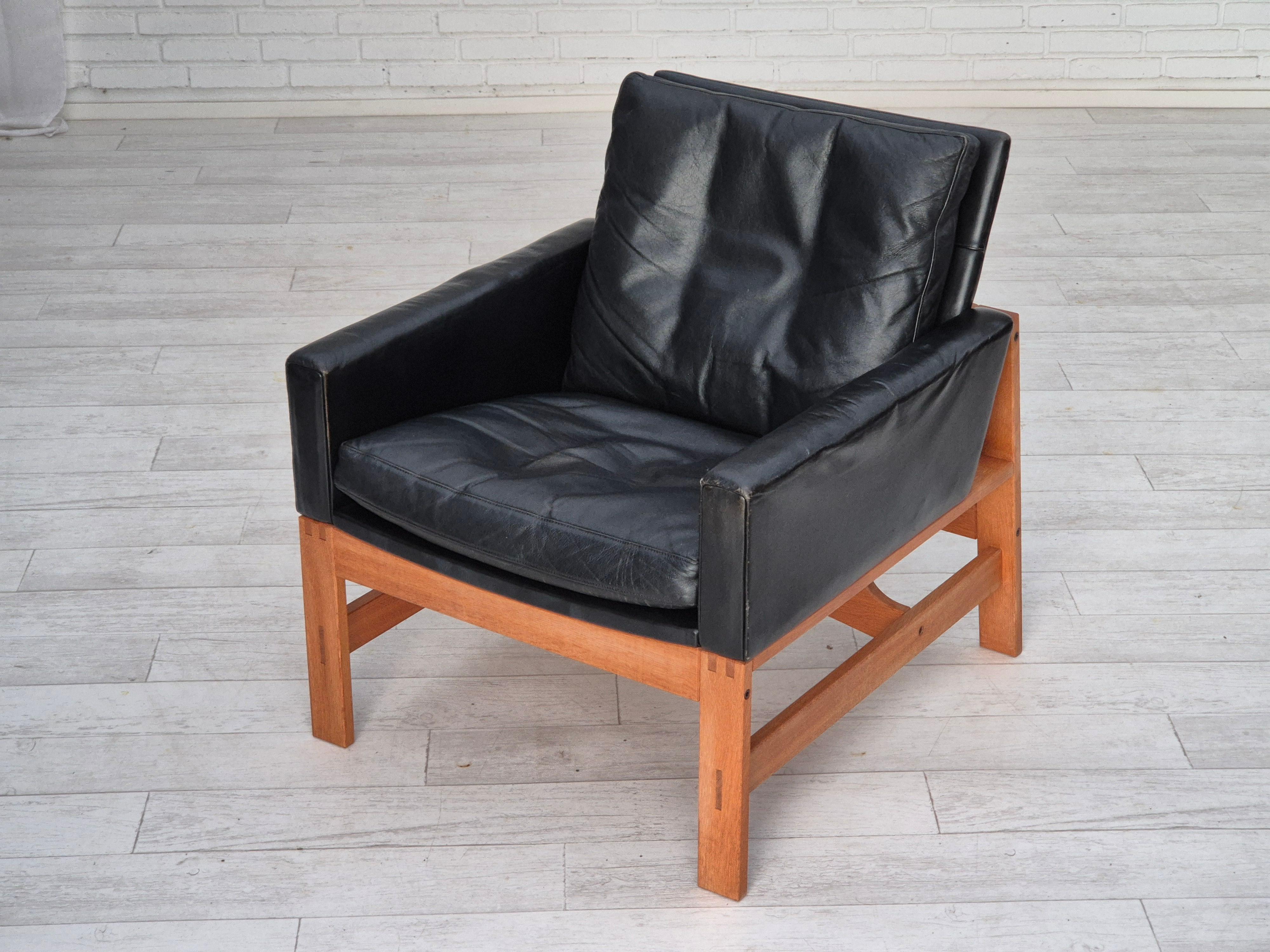 1960er Jahre, Dänischer Sessel, Originalzustand, Möbel Leder, Eichenholz. im Angebot 8