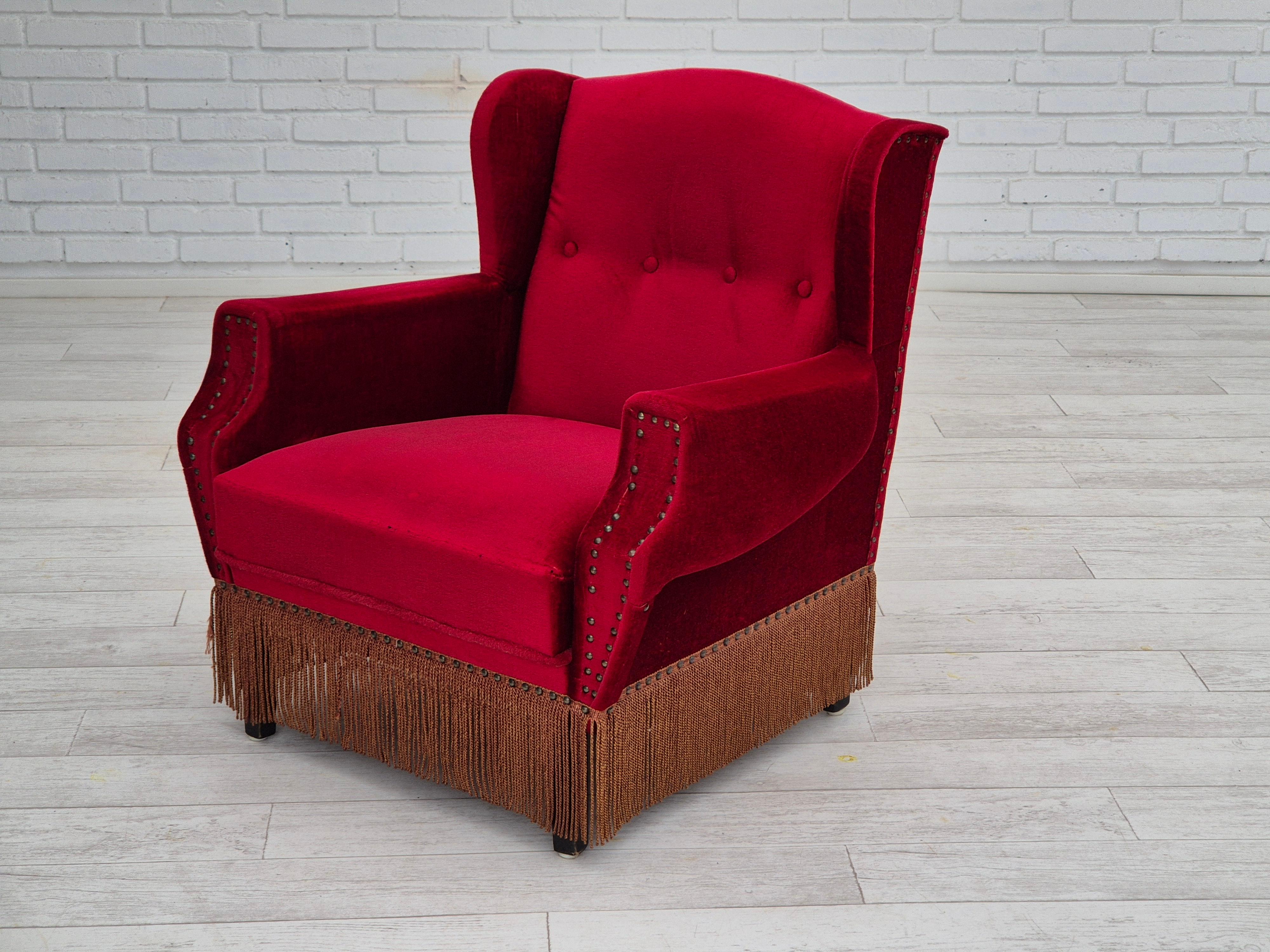 1960s, Danish lounge chair, original, furniture velour, oak wood legs. For Sale 8