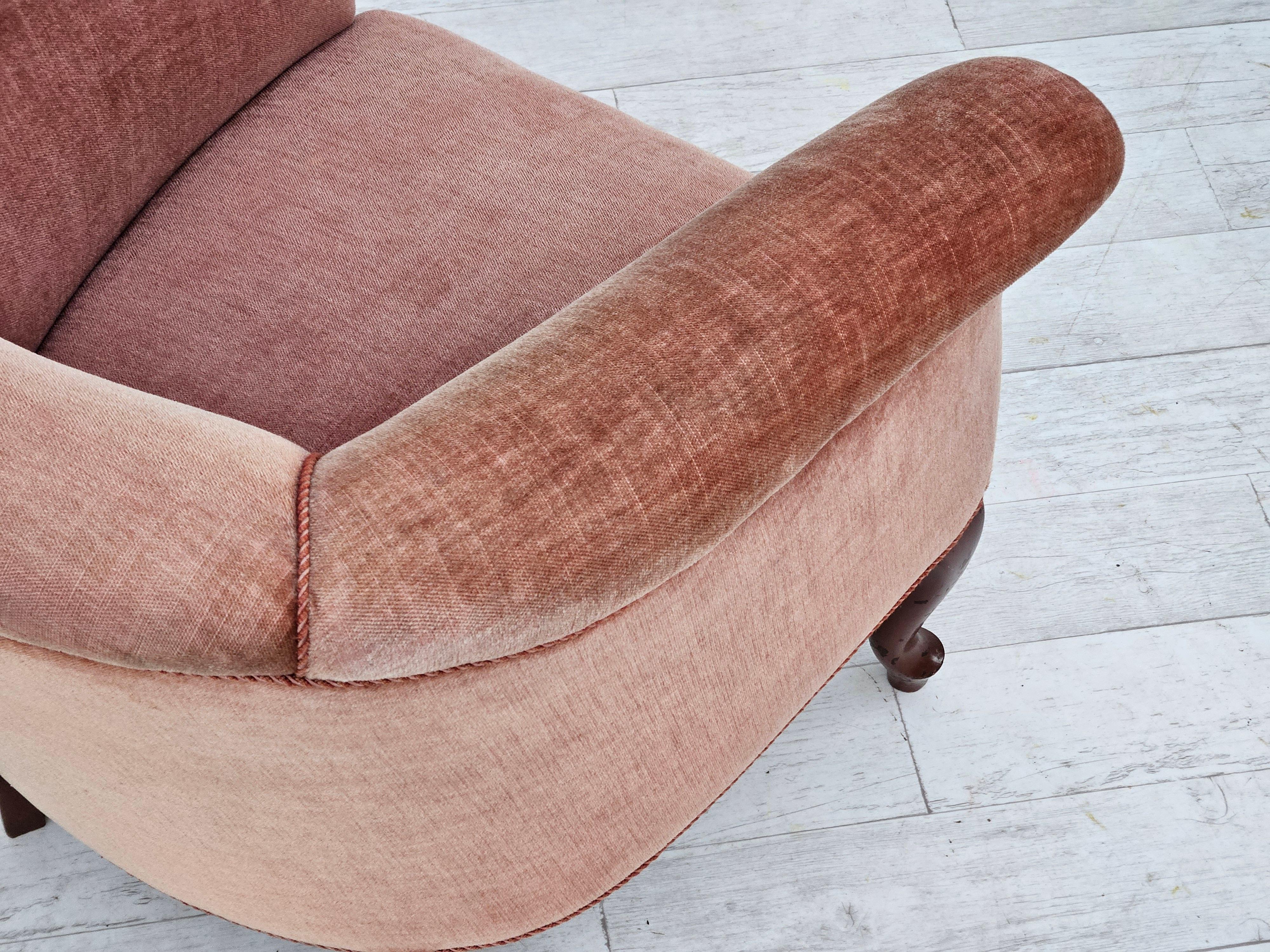 1960s, Danish lounge chair, salmon pink furniture velour, ash wood legs. For Sale 9