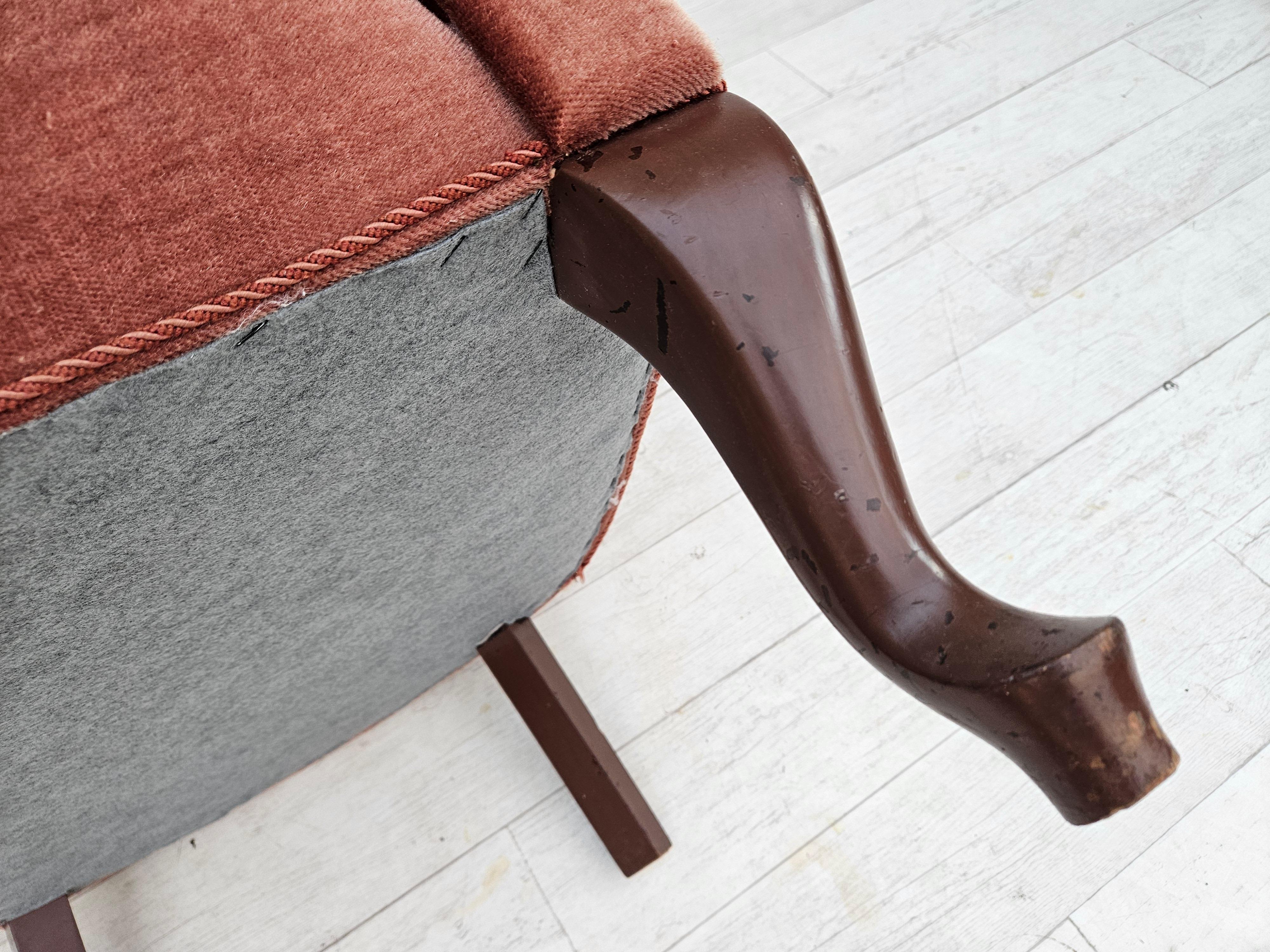 1960s, Danish lounge chair, salmon pink furniture velour, ash wood legs. For Sale 10