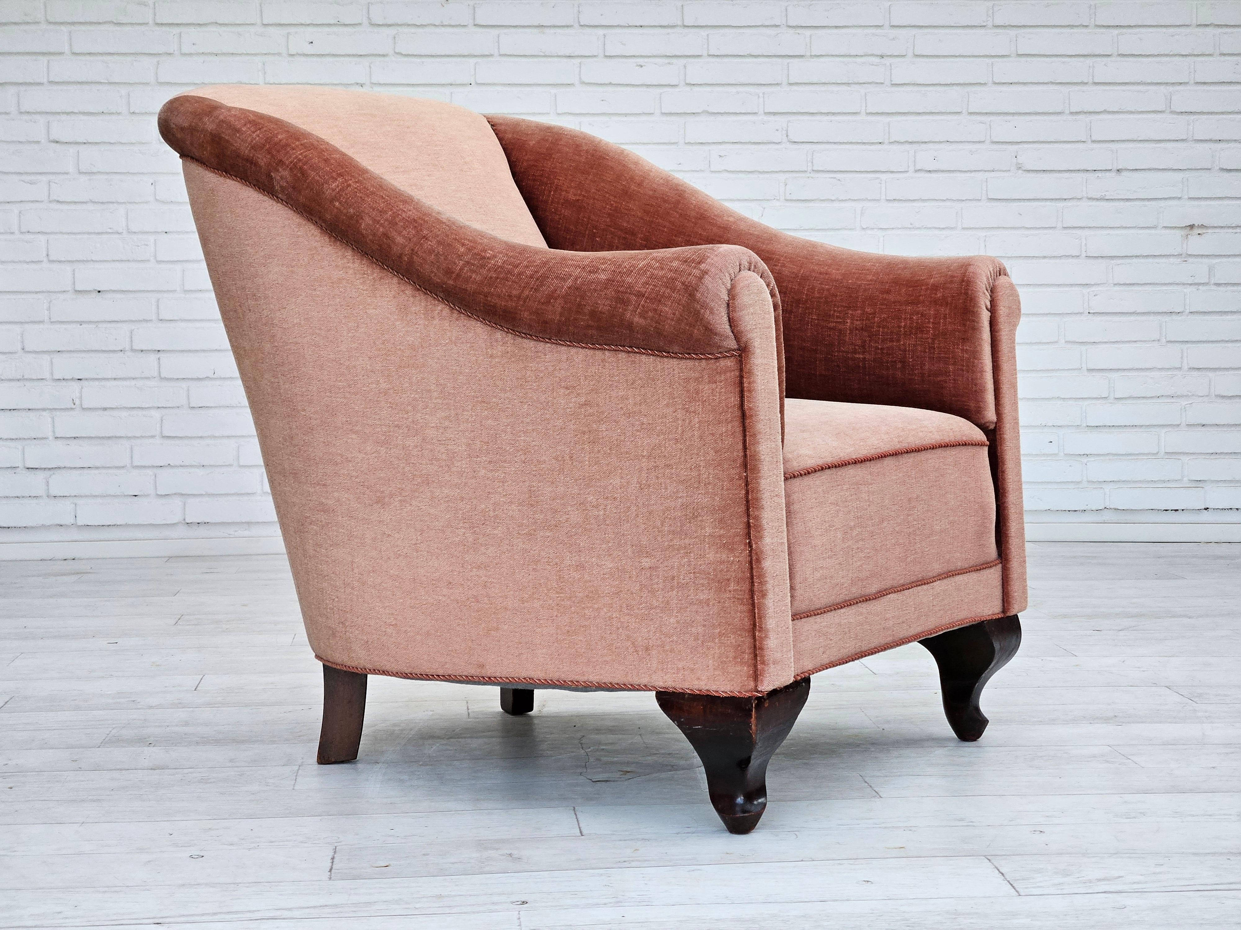 1960s, Danish lounge chair, salmon pink furniture velour, ash wood legs. In Good Condition For Sale In Tarm, 82