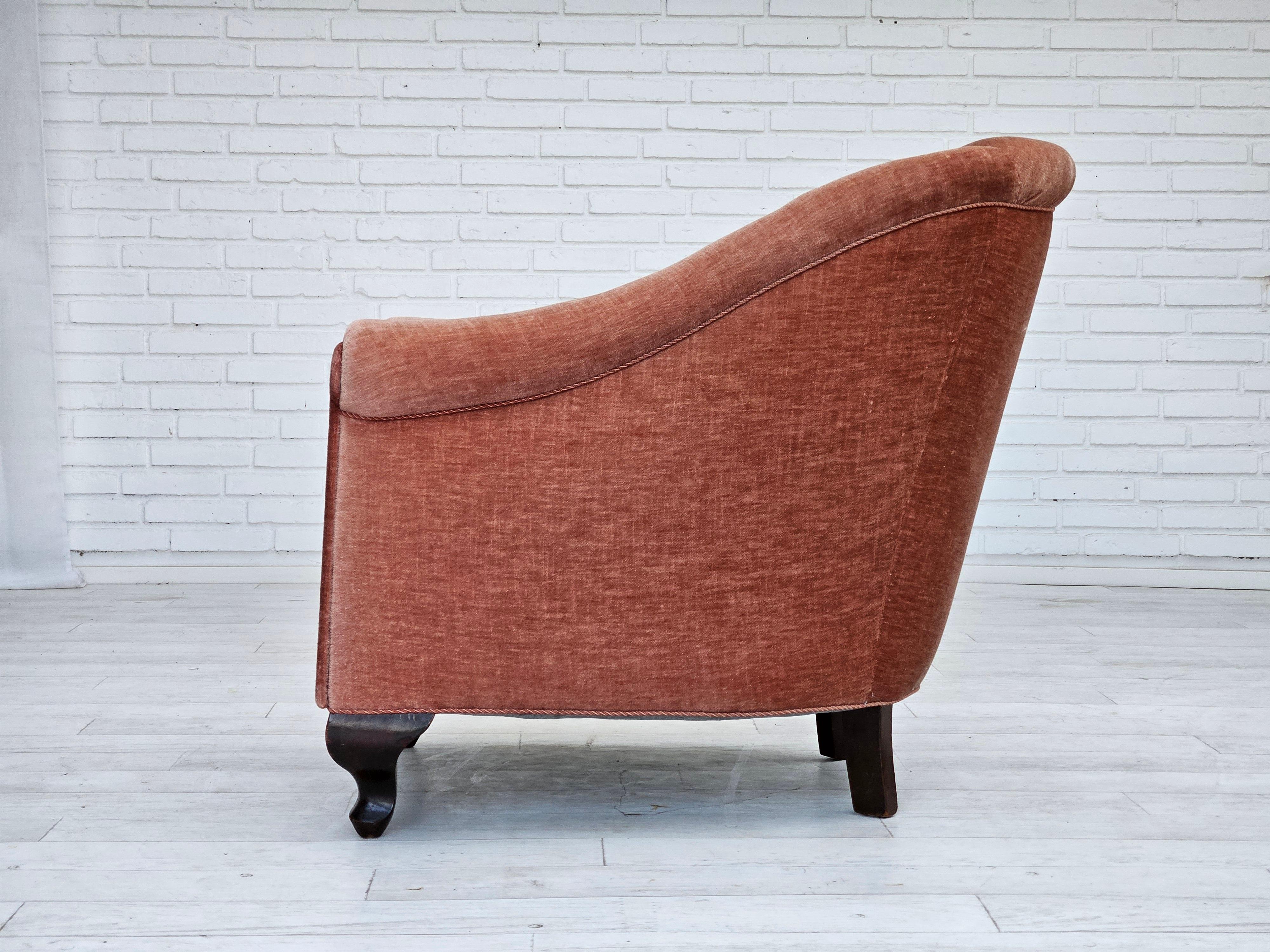1960s, Danish lounge chair, salmon pink furniture velour, ash wood legs. For Sale 2