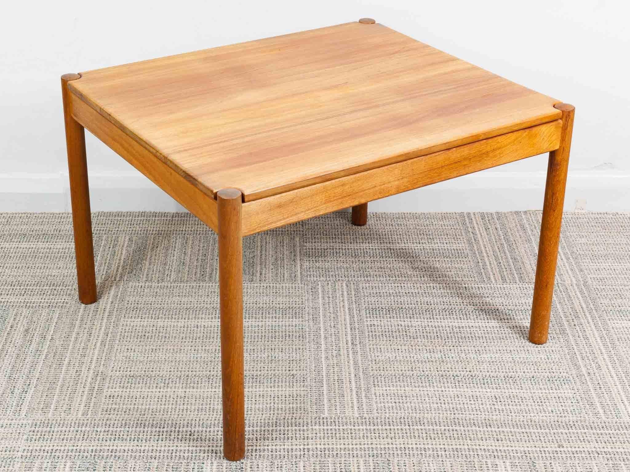 Mid-Century Modern 1960s Danish Magnus Olsen for Durup Reversible Coffee Table