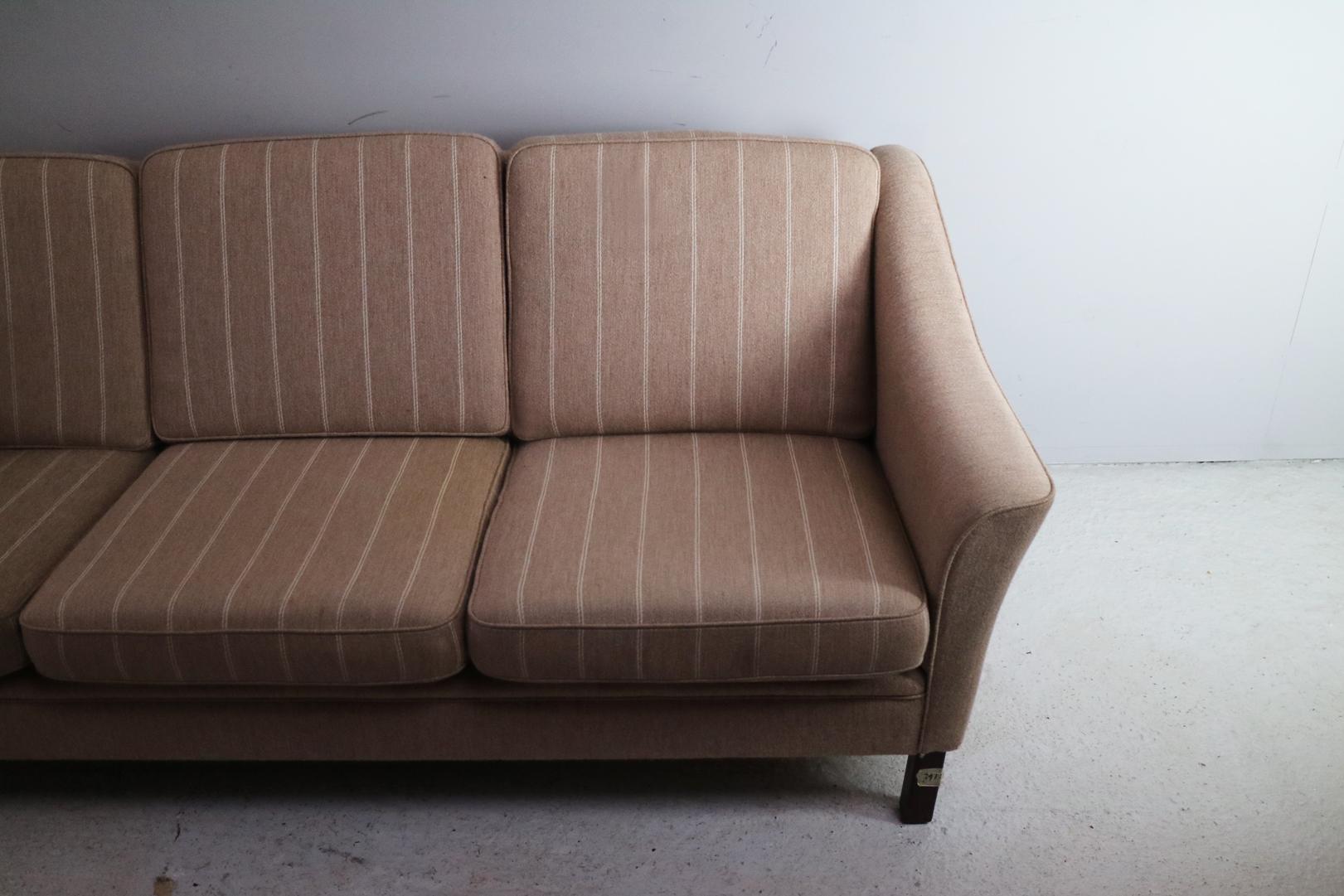 Mid-Century Modern 1960s Danish Mid Century 3-Seat Sofa with Original Upholstery For Sale