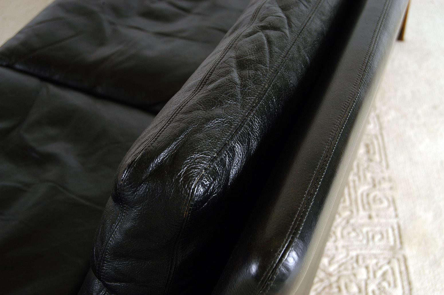 1960s Danish Midcentury Black Leather Sofa by Hans Olsen for Christian Sorensen 3