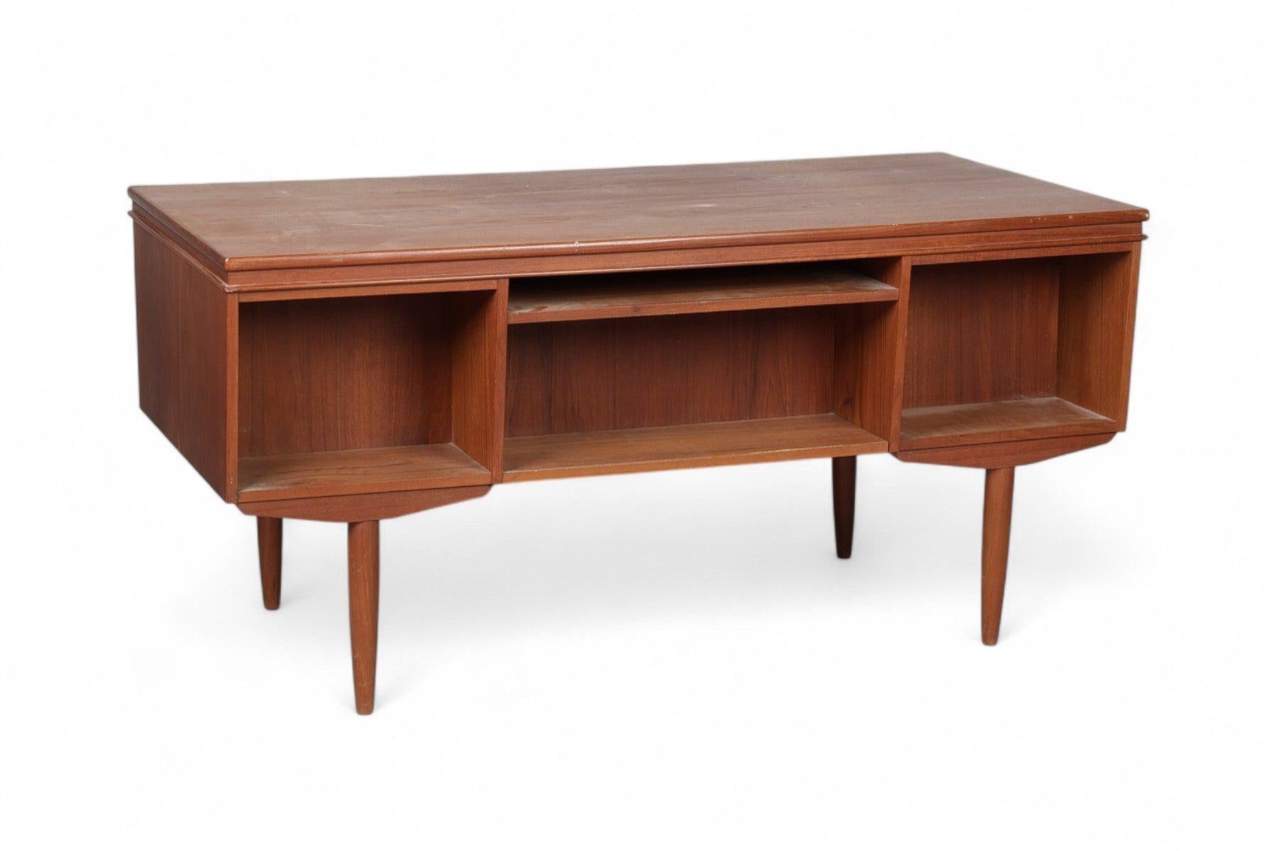 1960s Danish Modern Angular Danish Writing Desk in Teak For Sale 1