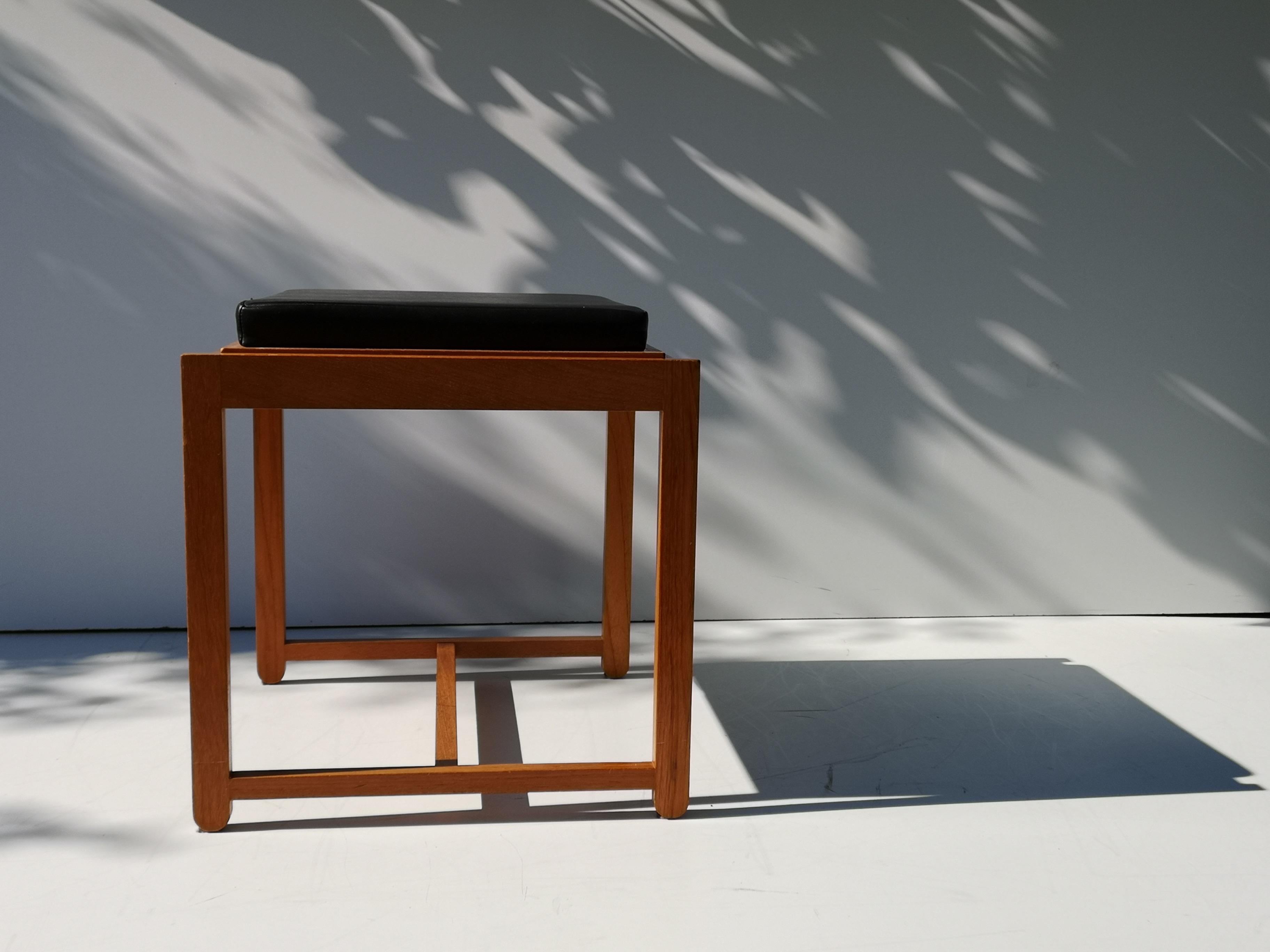 1960s Danish Modern Convertible Teak Side / End Table / Ottoman / Stool by  For Sale 5