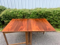 1960s Danish Modern Drop-Leaf Teak Table by Bendt Winge for Kleppes Møbelfabrikk