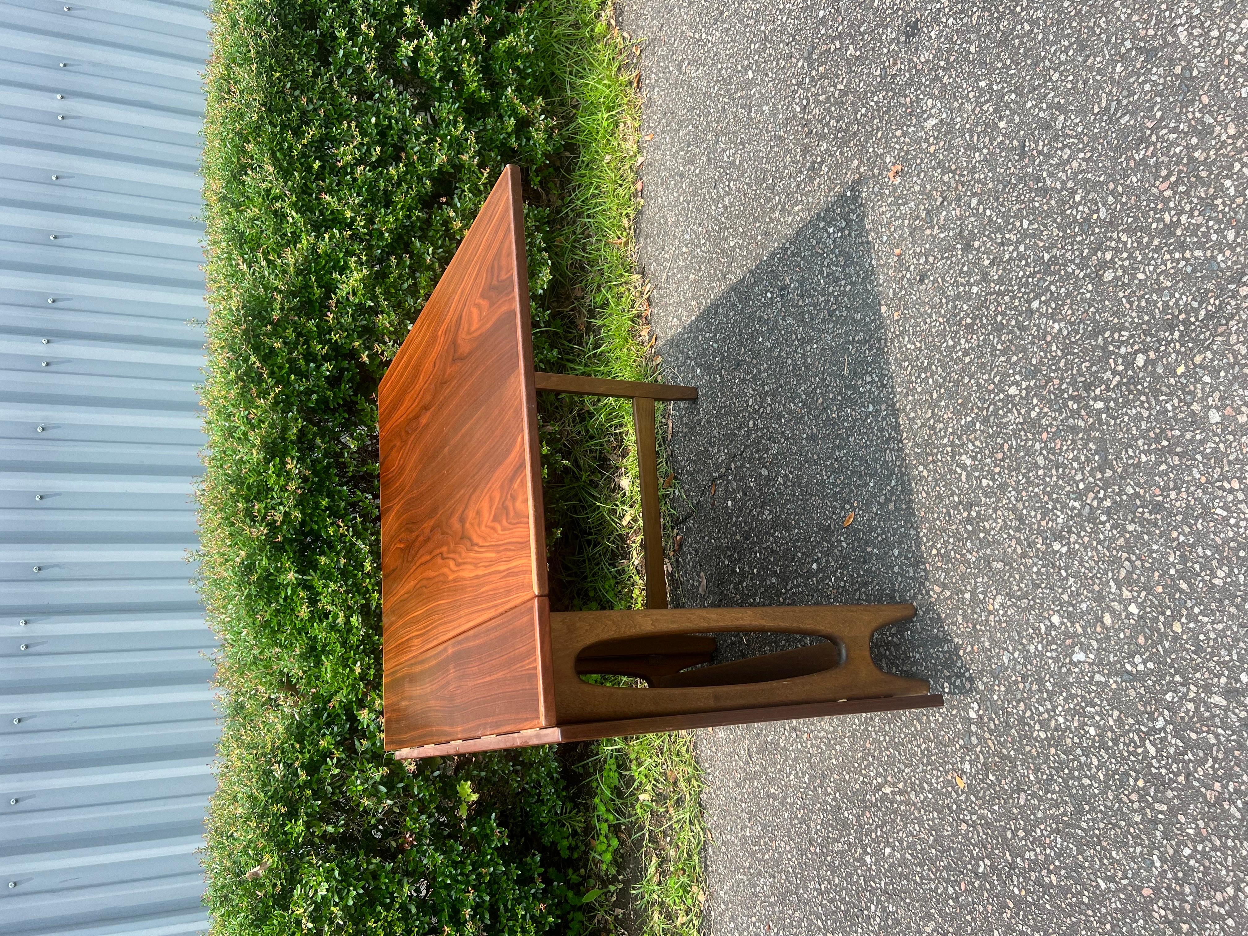 Scandinavian Modern 1960s Danish Modern Drop-Leaf Teak Table by Bendt Winge for Kleppes Møbelfabrikk For Sale
