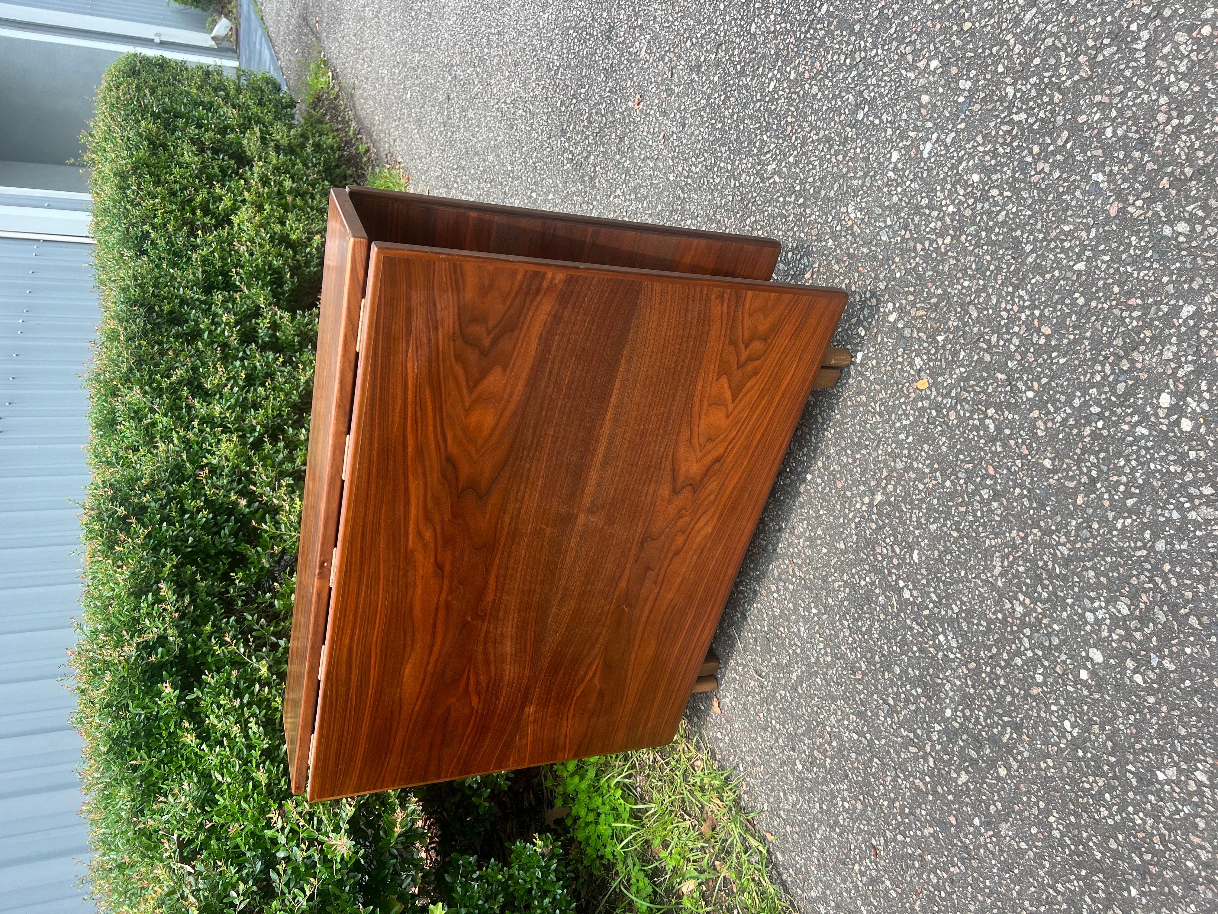 Swedish 1960s Danish Modern Drop-Leaf Teak Table by Bendt Winge for Kleppes Møbelfabrikk For Sale