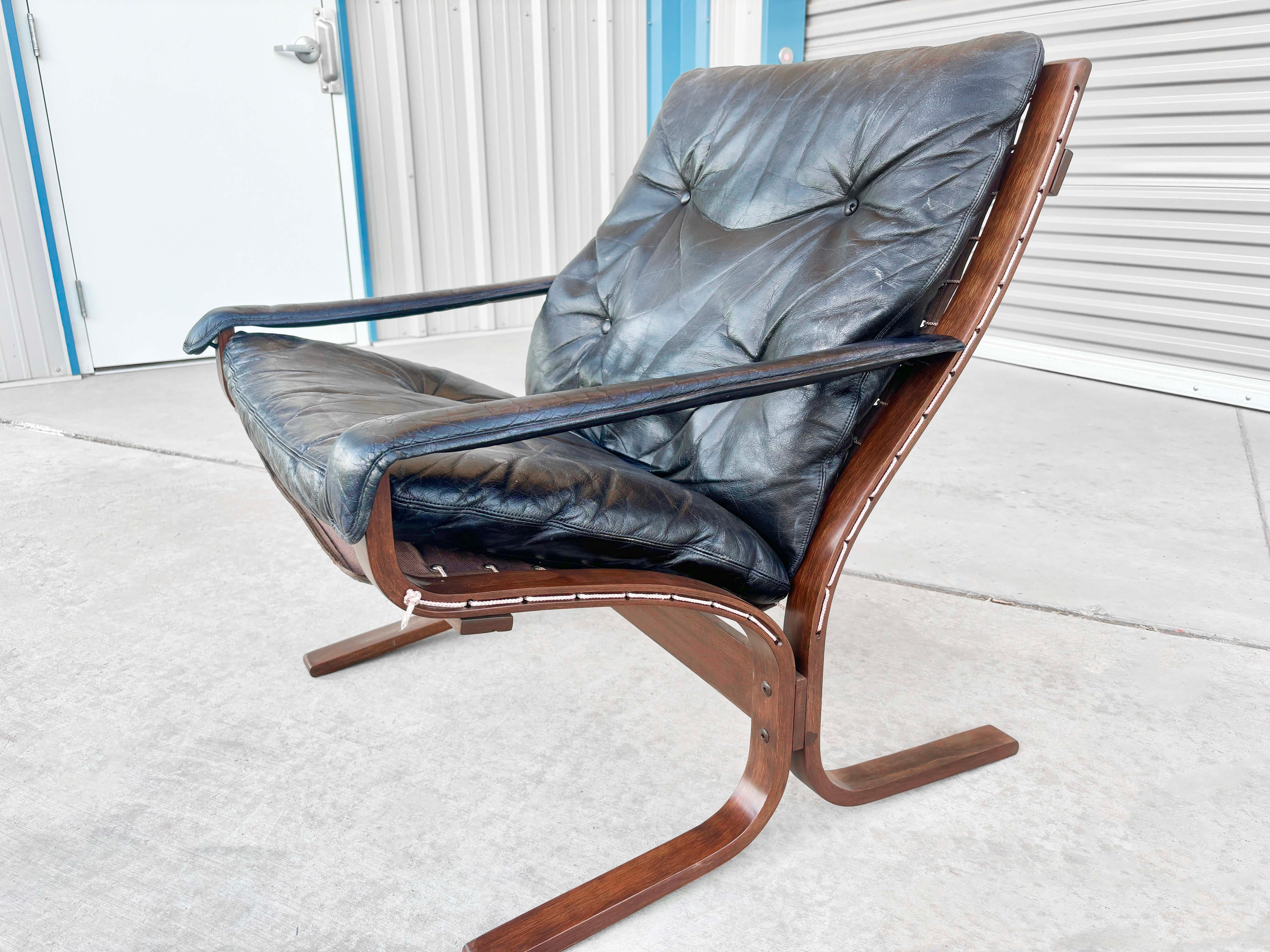 1960s Danish Modern Leather Siesta Lounge Chairs- Set of 2 3