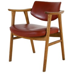 1960s Danish Modern Oak Leather Armchair by Erik Kirkegaard for Høng Stolefabrik