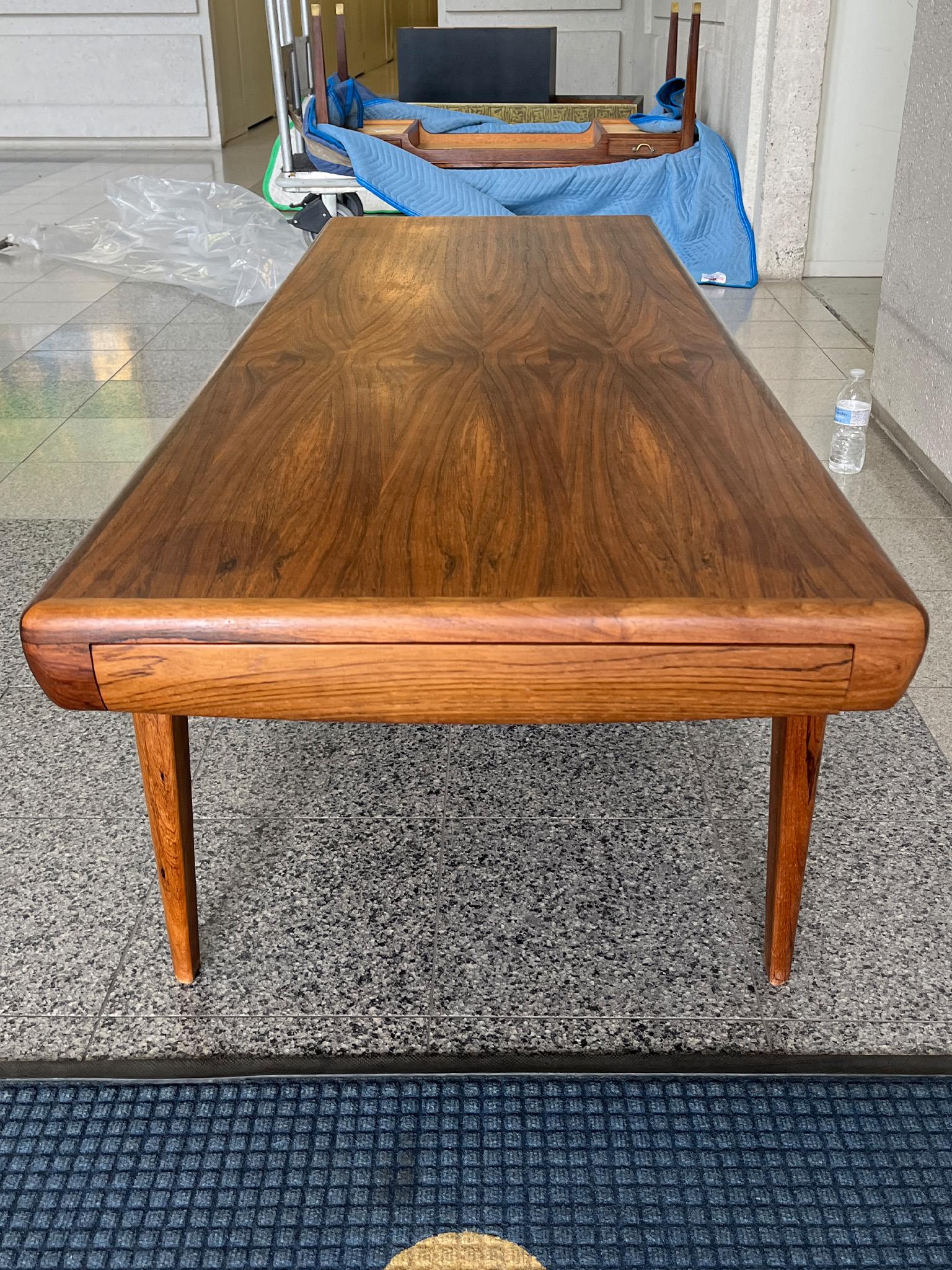 Scandinavian Modern 1960s Danish Modern Rosewood Coffee Table by Johannes Andersen For Sale