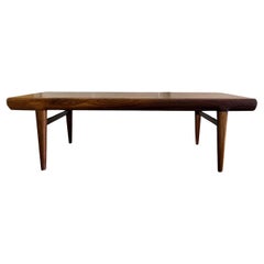 Tavolino moderno danese in palissandro degli anni '60 di Johannes Andersen