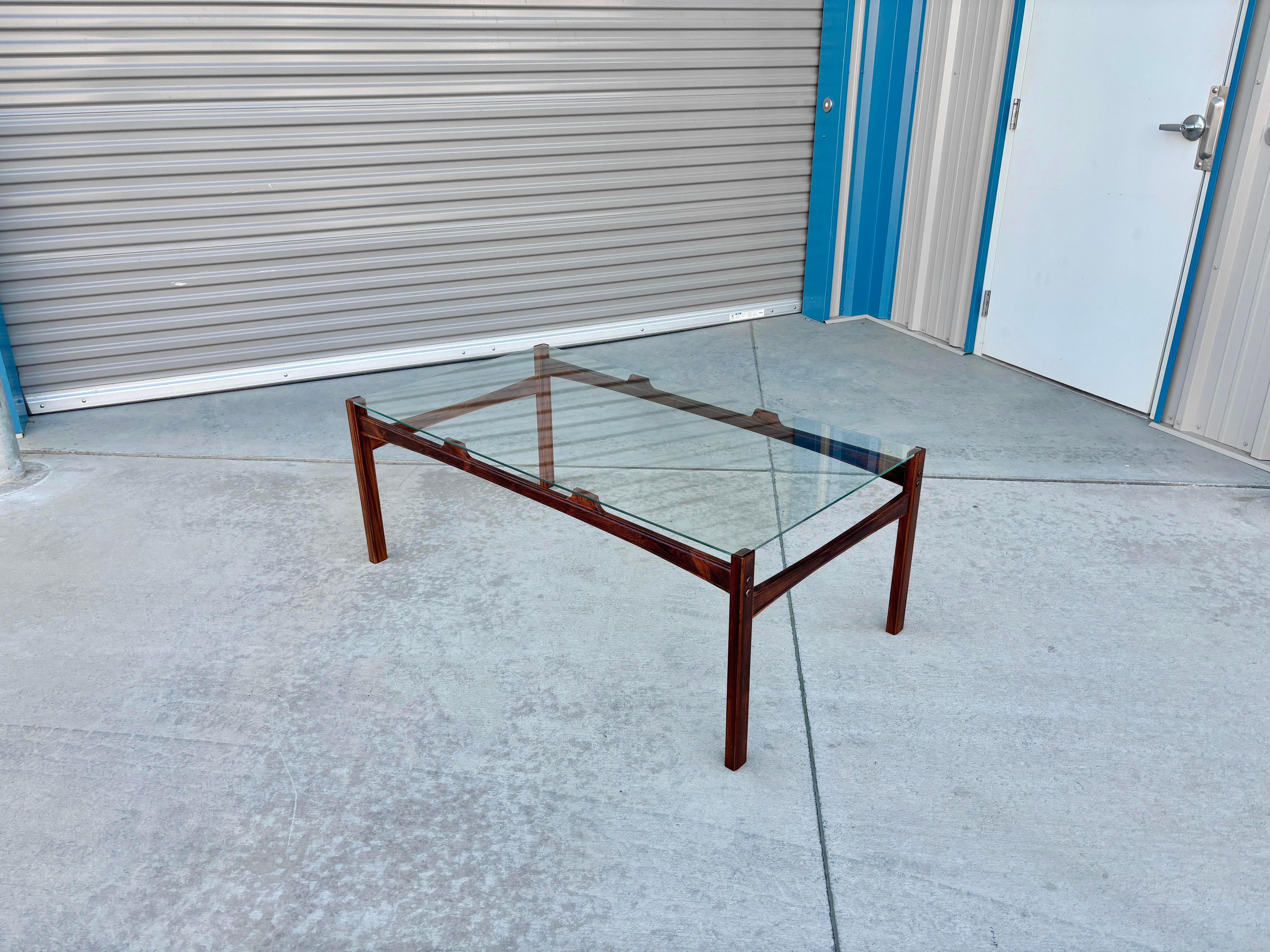 Glass 1960s Danish Modern Rosewood Coffee Table (Refinished) For Sale