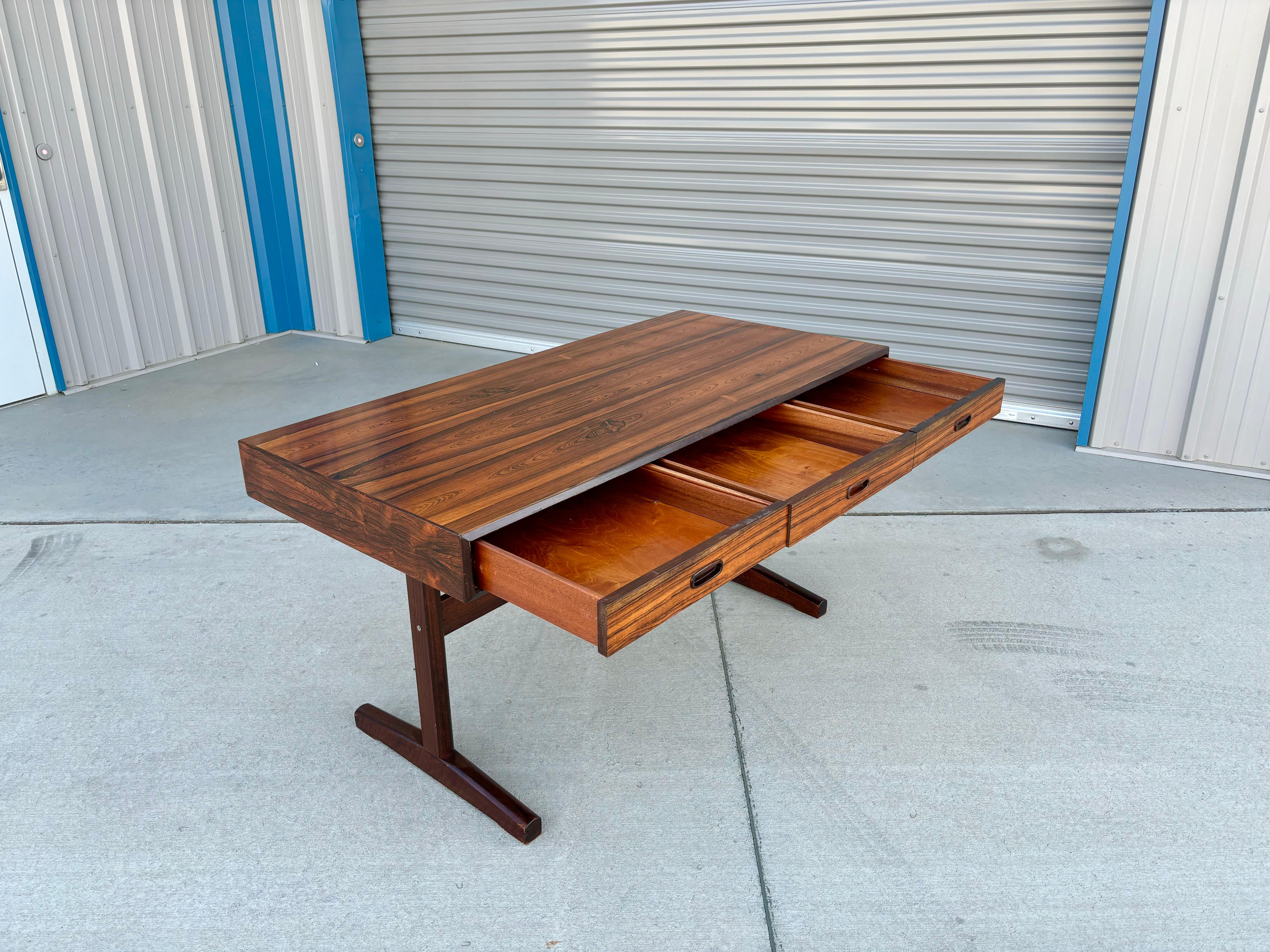1960s Danish Modern Rosewood Desk by Ganddal Mobelfabrikk For Sale 2
