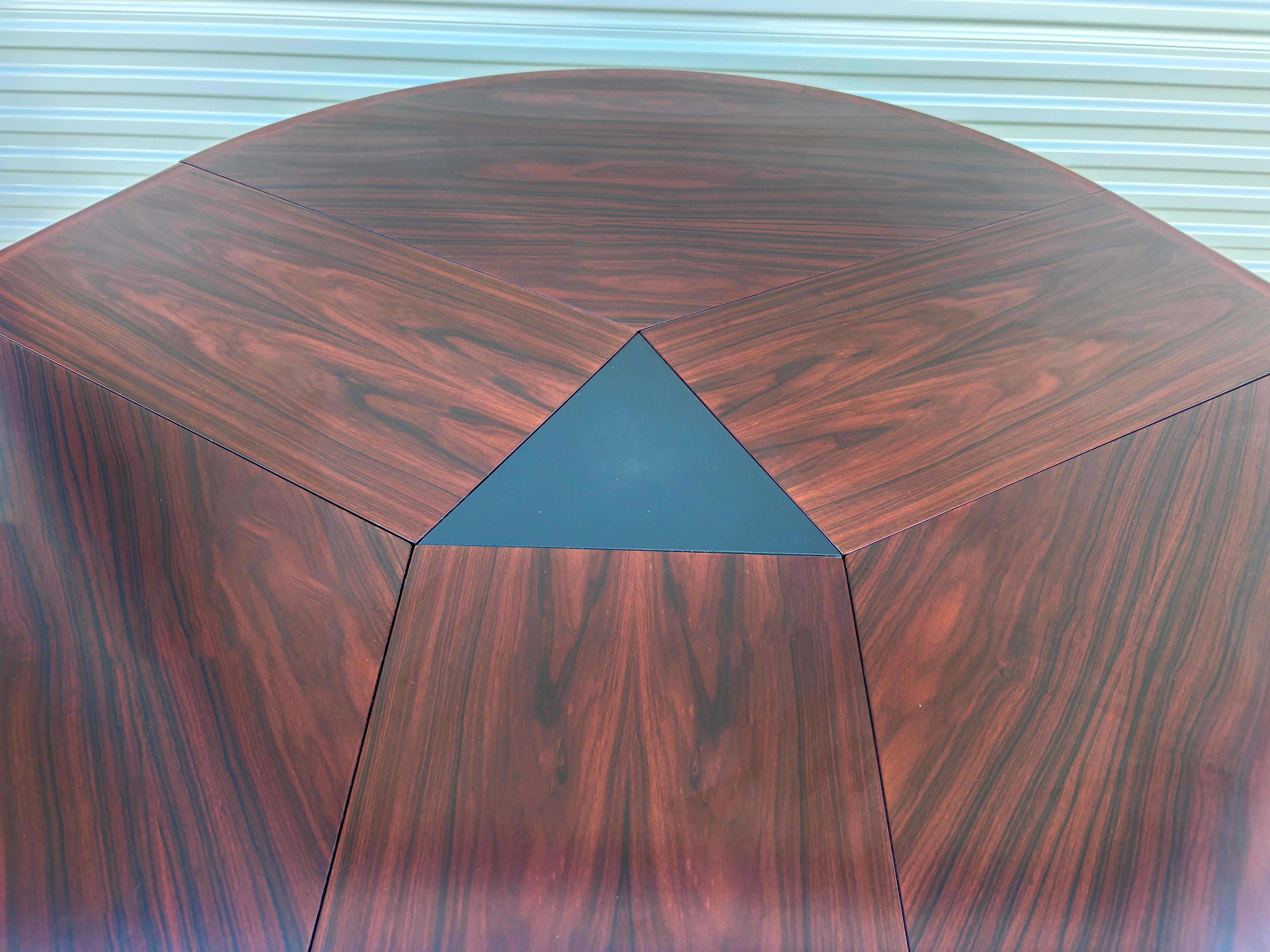 1960s Danish Modern Rosewood Extending Dining Table by Skovby Møbelfabrik en vente 4