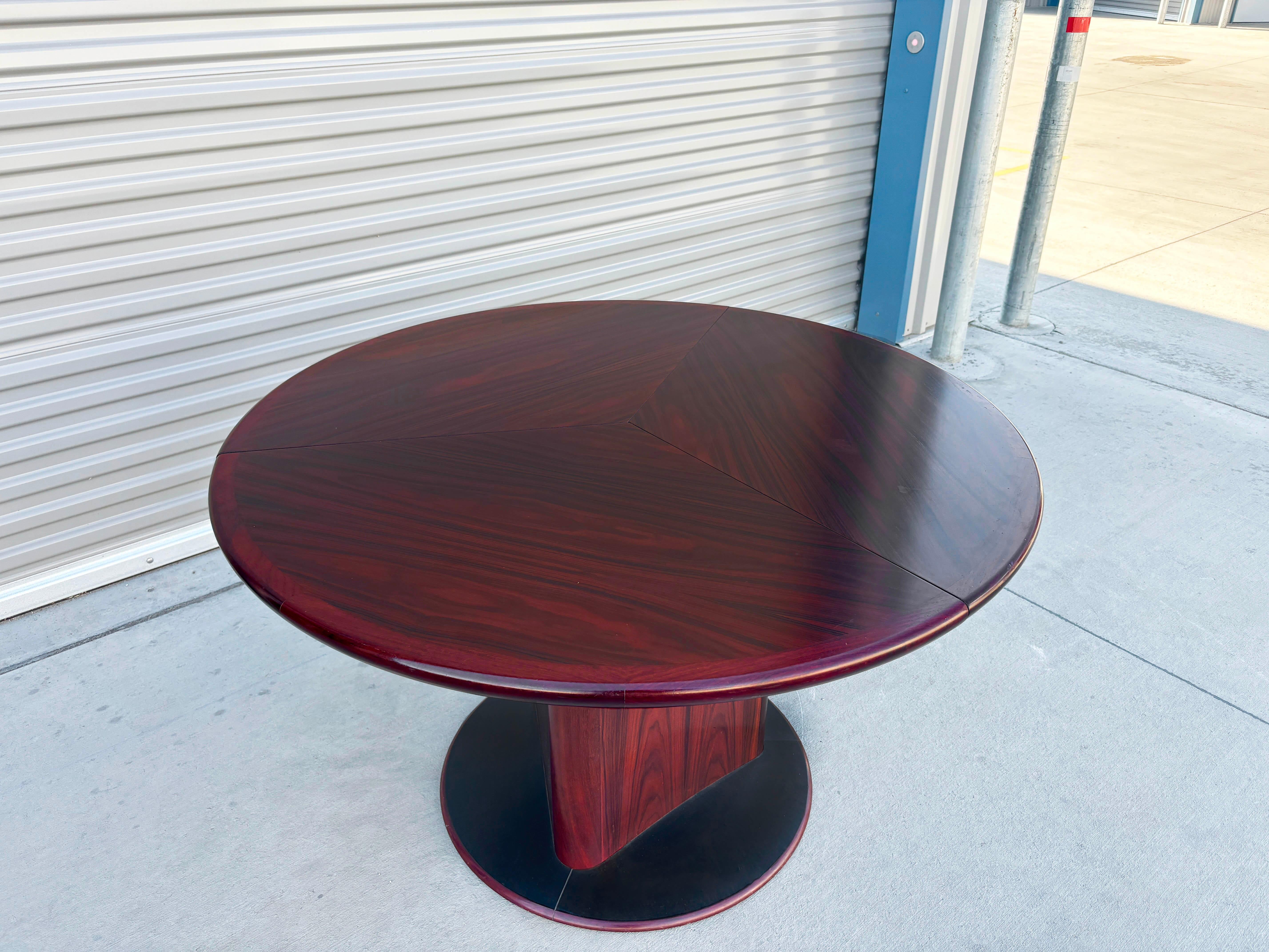 Danois 1960s Danish Modern Rosewood Extending Dining Table by Skovby Møbelfabrik en vente