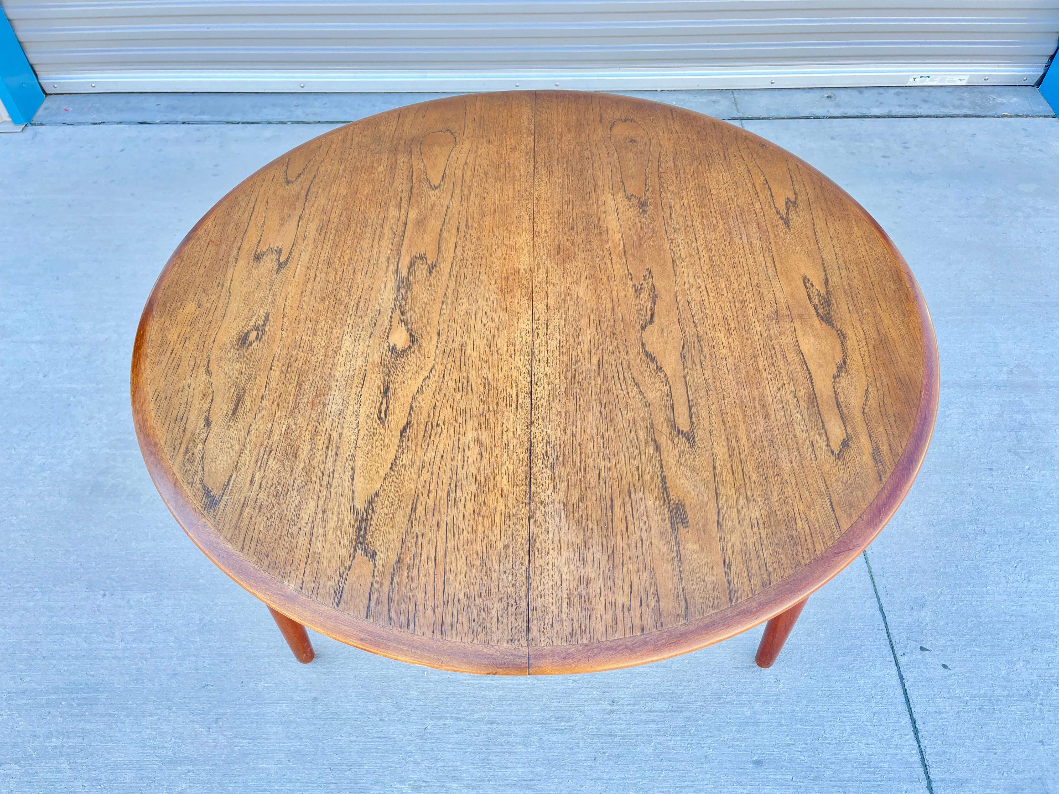 1960s Danish Modern Round Teak Dining Table For Sale 1