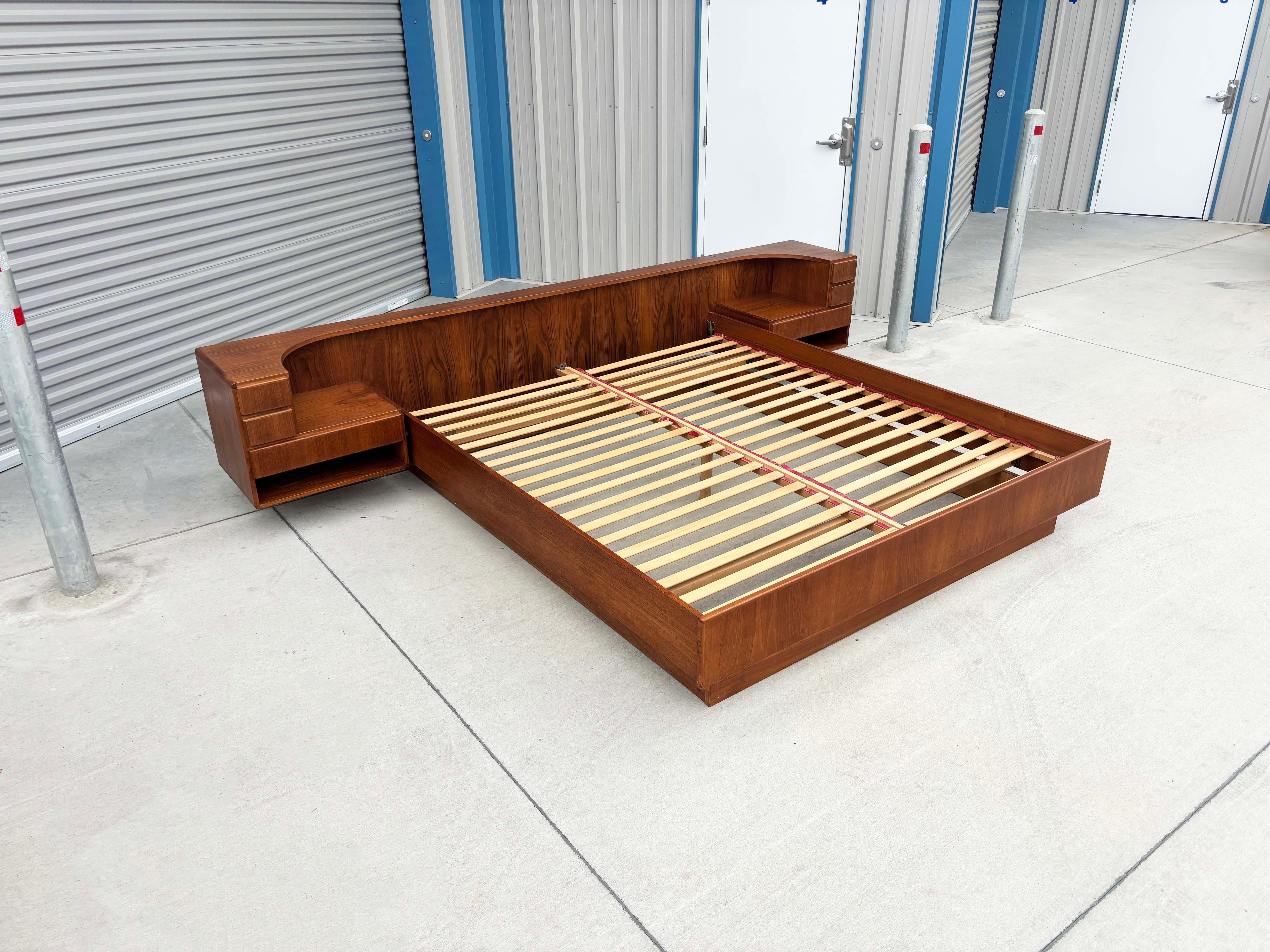 Mid-20th Century 1960s Danish Modern Teak Cali King Bed Frame With Nightstands