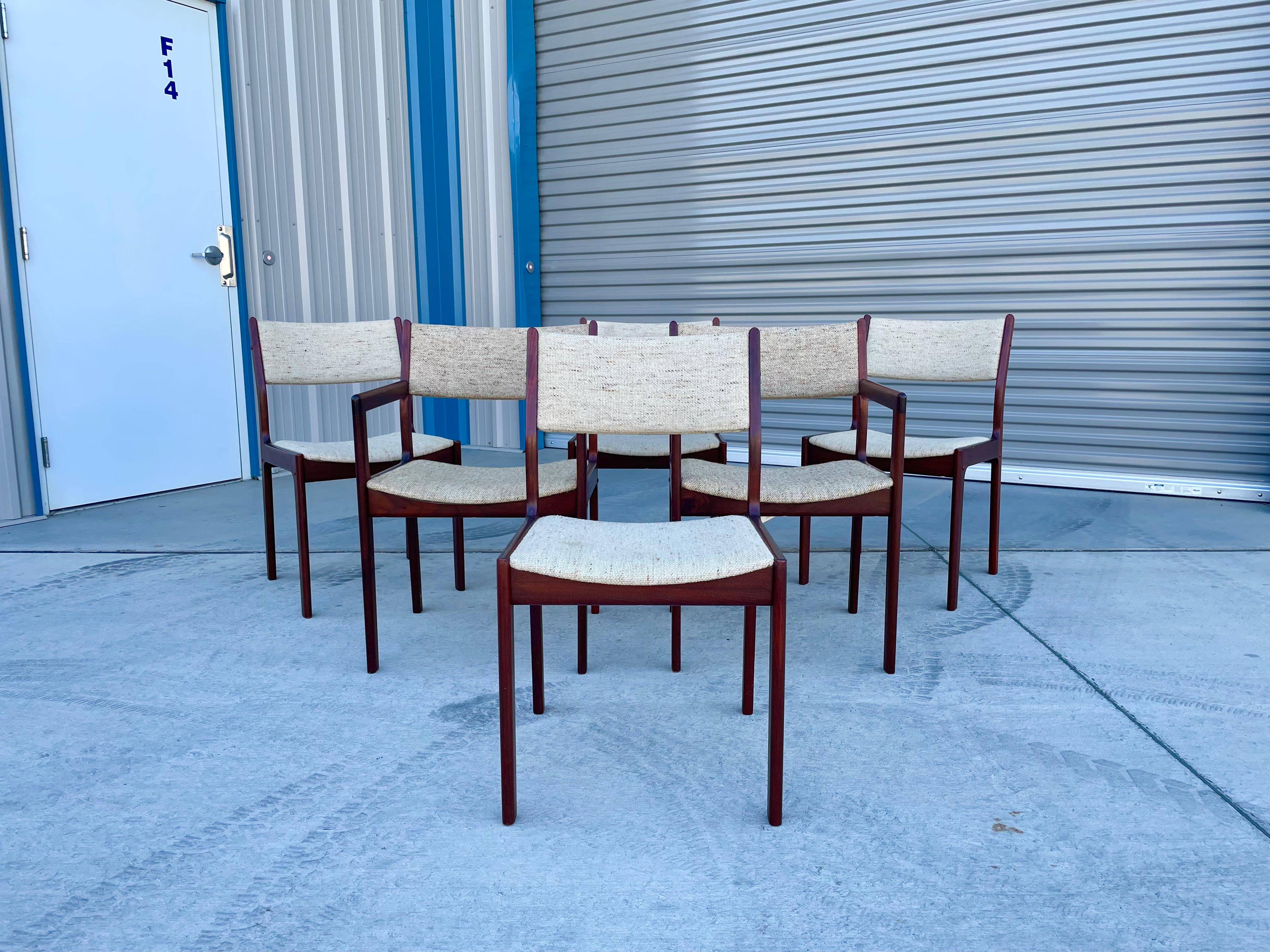 Mid-Century Modern 1960s Danish Modern Teak Dining Chairs - Set of 6 For Sale