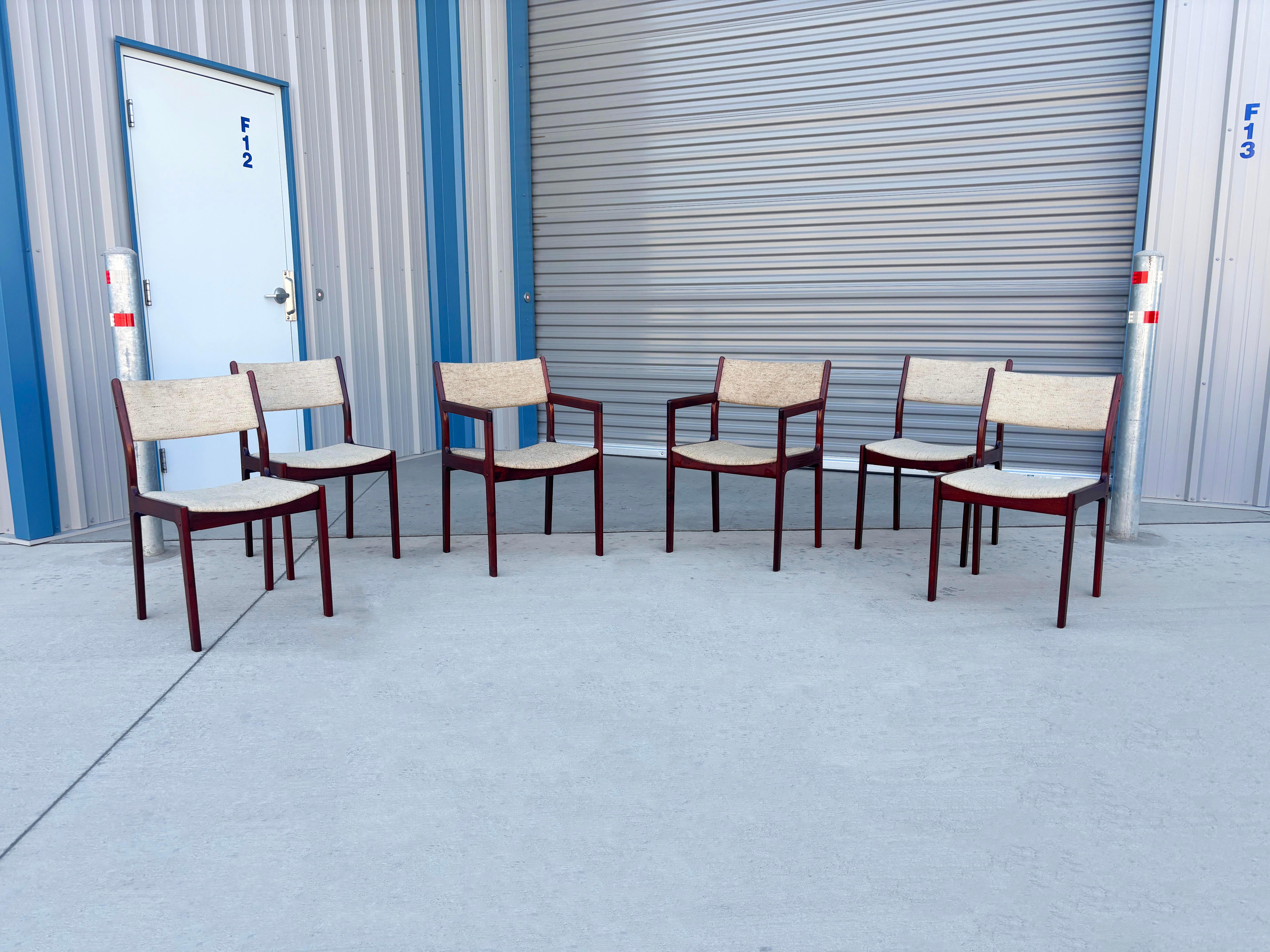 Mid-Century Modern 1960s Danish Modern Teak Dining Chairs - Set of 6 For Sale