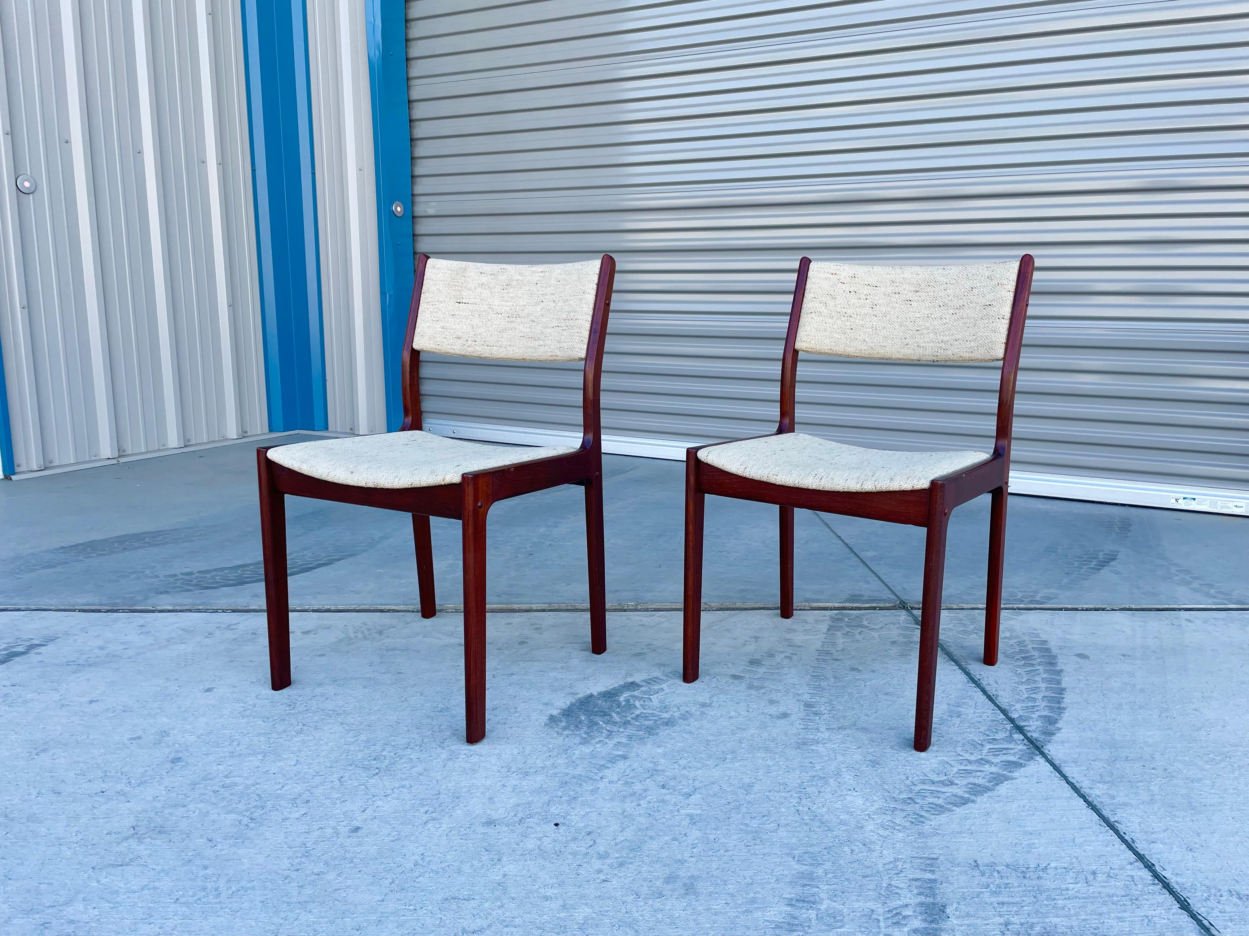 1960s Danish Modern Teak Dining Chairs - Set of 6 (Chaises de salle à manger danoises modernes en teck) en vente 1