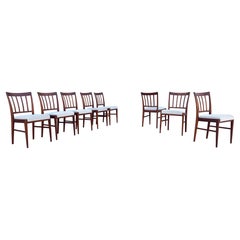 Juego de 8 sillas de comedor danesas modernas de teca de los años 60
