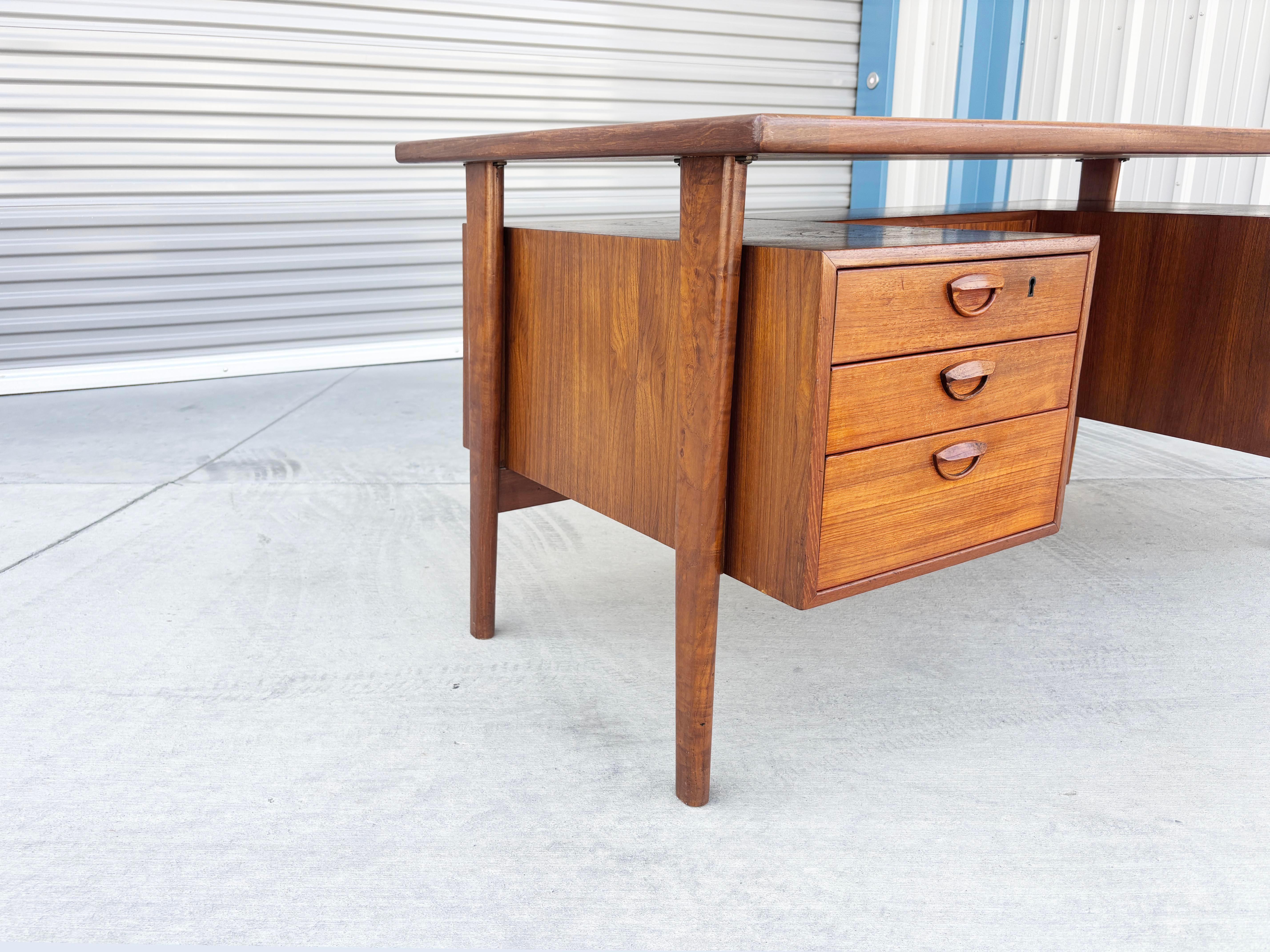 Mid-20th Century 1960s Danish Modern Teak Executive Desk by Kai Kristiansen For Sale