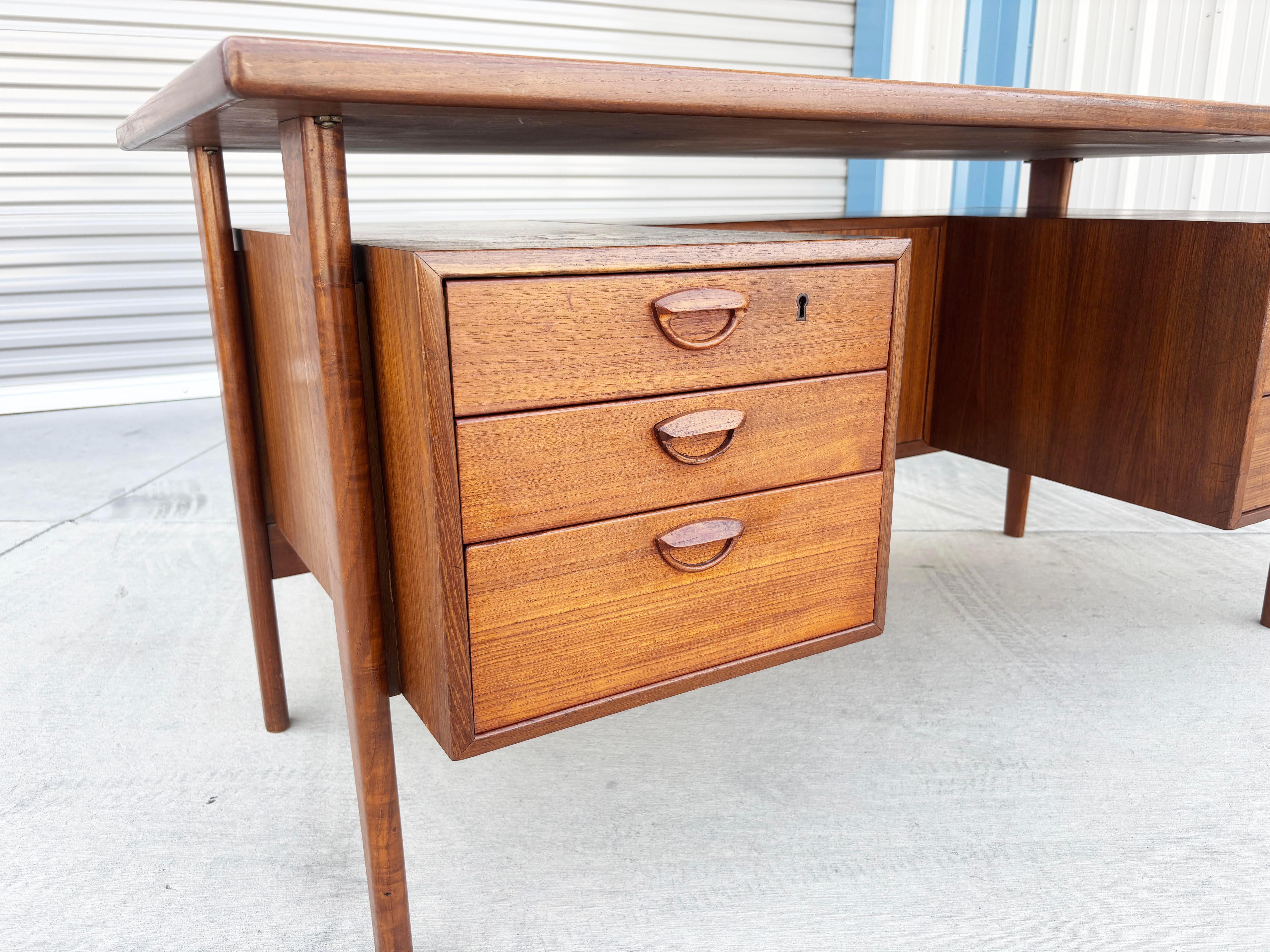 1960s Danish Modern Teak Executive Desk by Kai Kristiansen For Sale 1