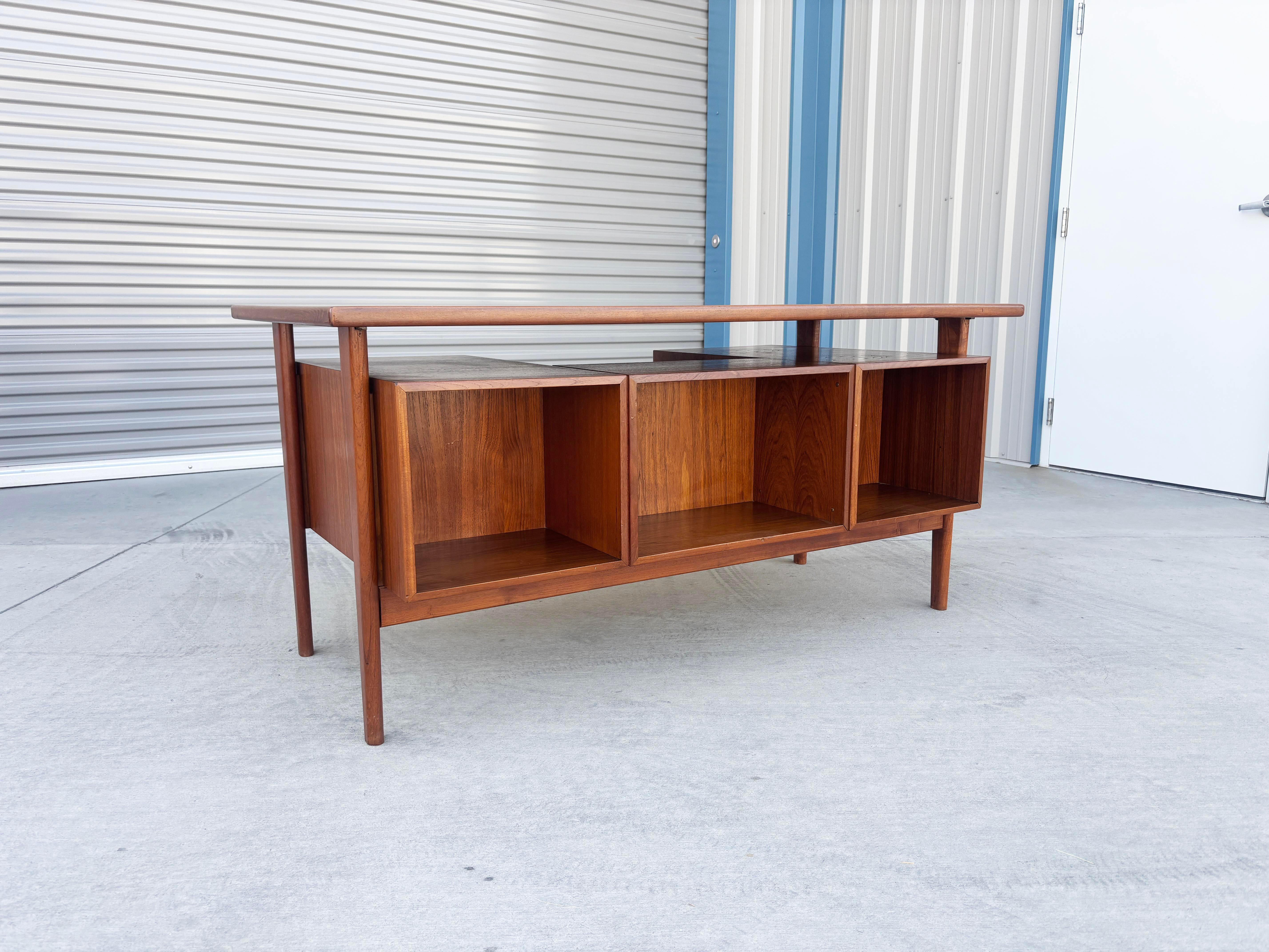 1960s Danish Modern Teak Executive Desk by Kai Kristiansen For Sale 5