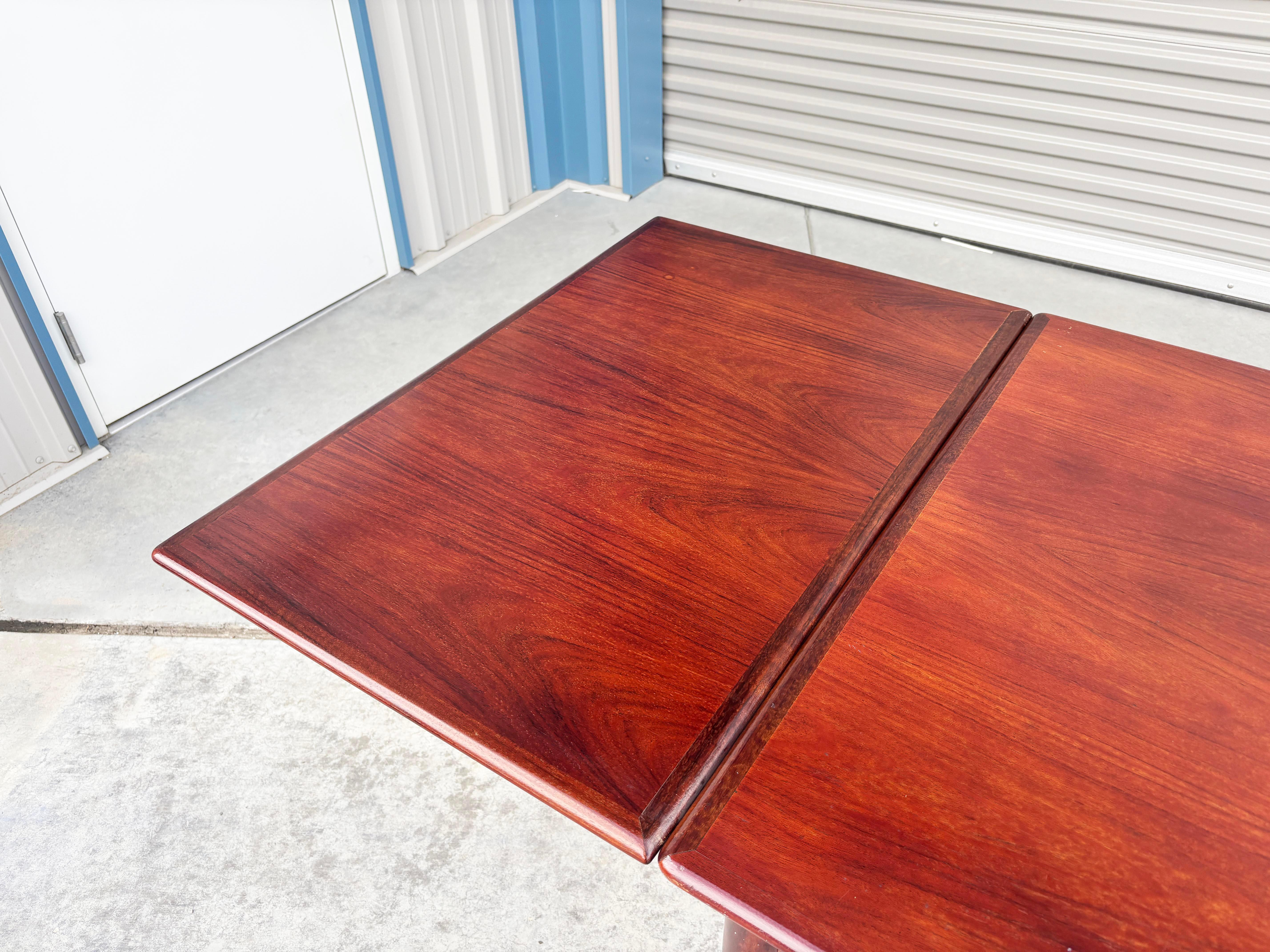 1960s Danish Modern Teak Extendable Dining Table by Am Mobler For Sale 6