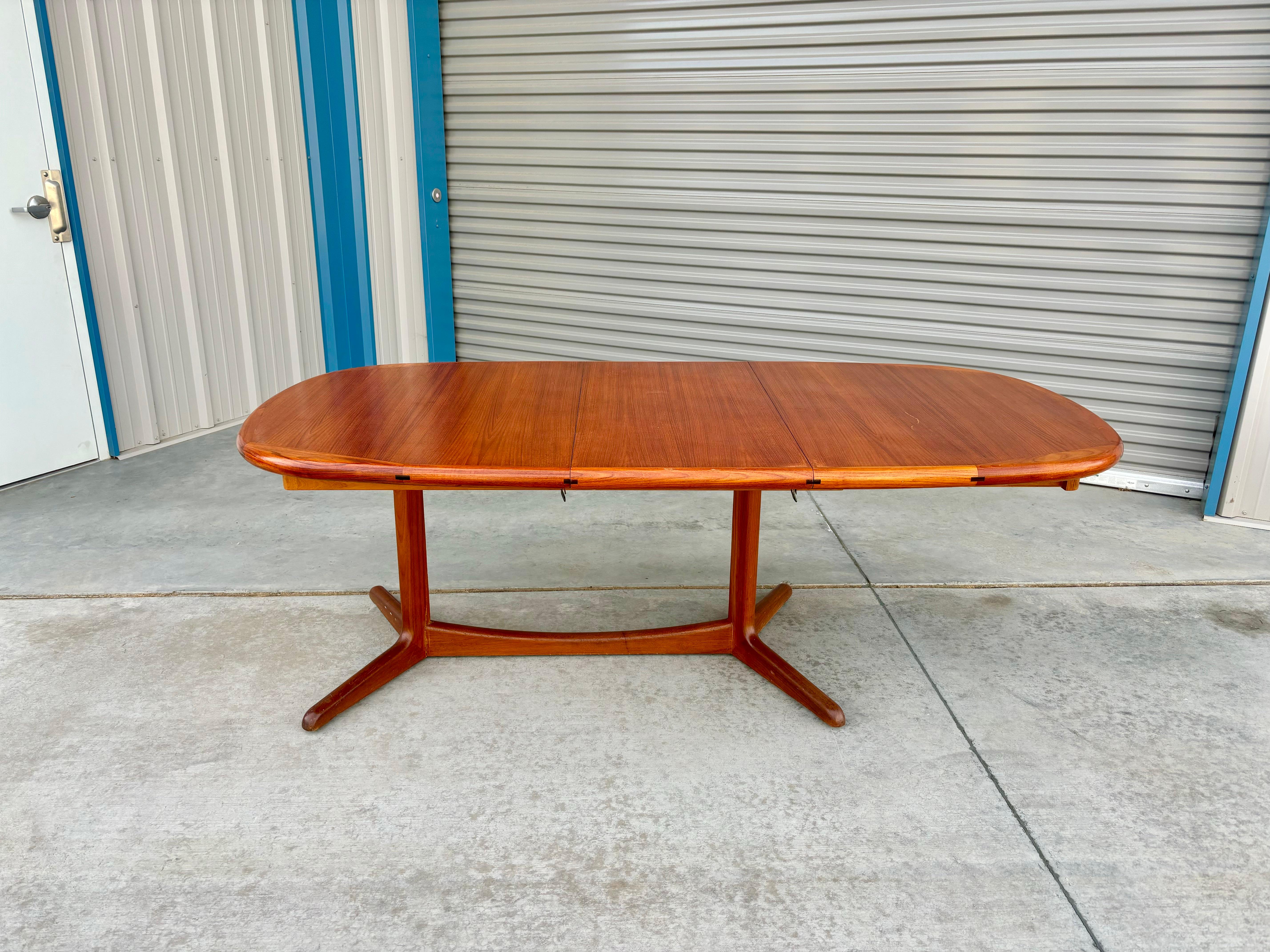 1960s Danish Modern Teak Extendable Dining Table For Sale 1