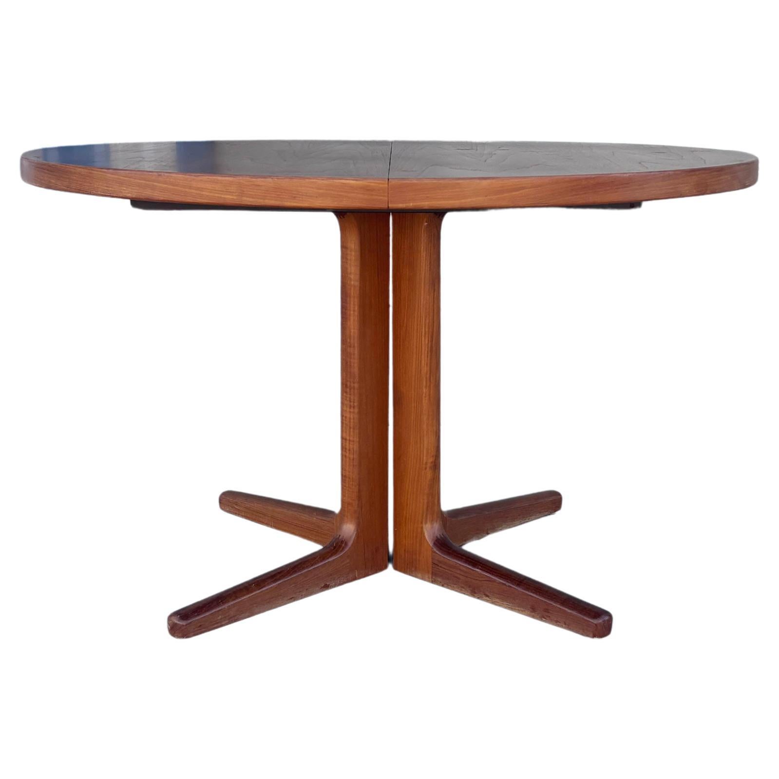1960s Danish Modern Teak Extendable Dining Table For Sale