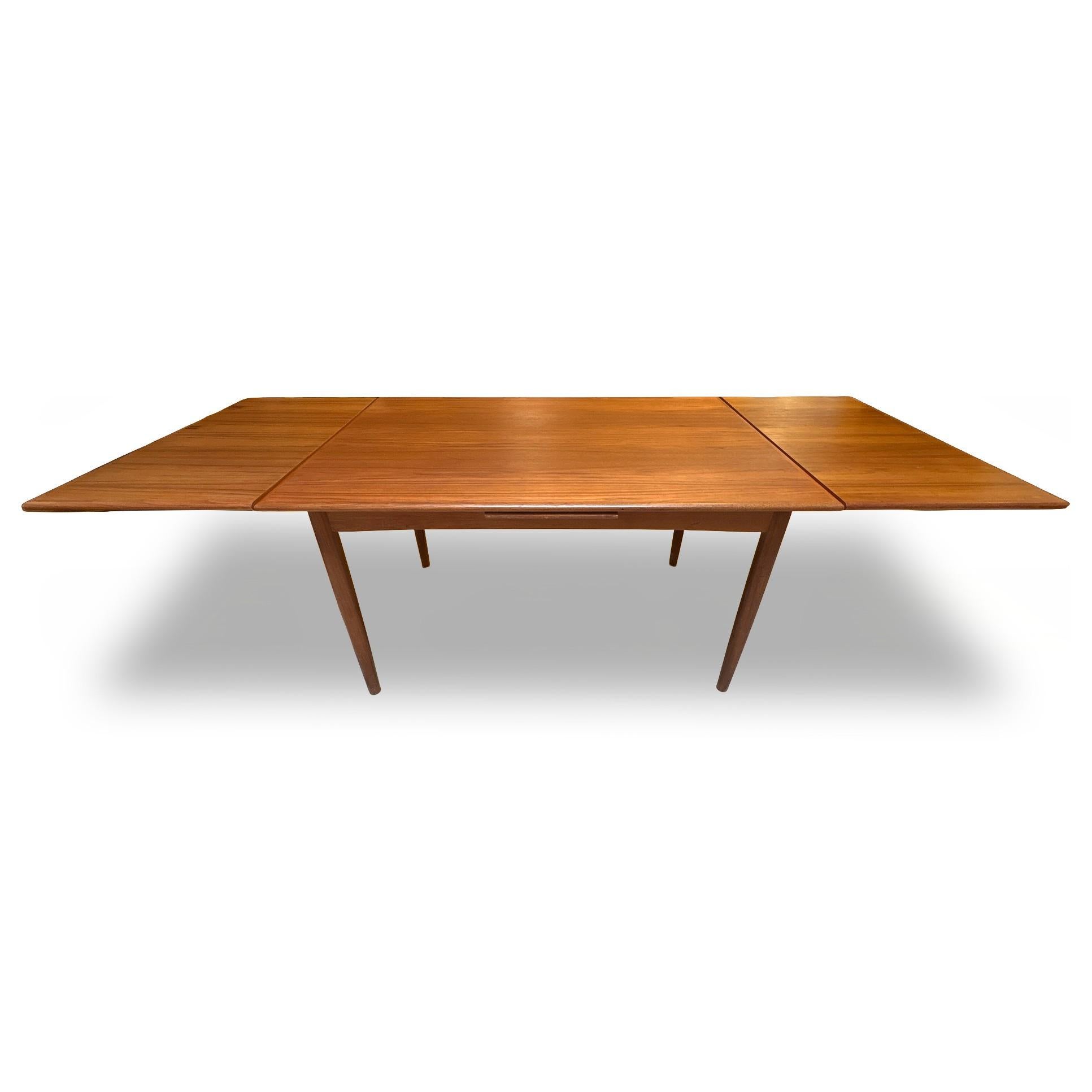 1960s Danish Modern Teak Extension Leaf Dining Table by N&R Møbler In Good Condition In Sacramento, CA