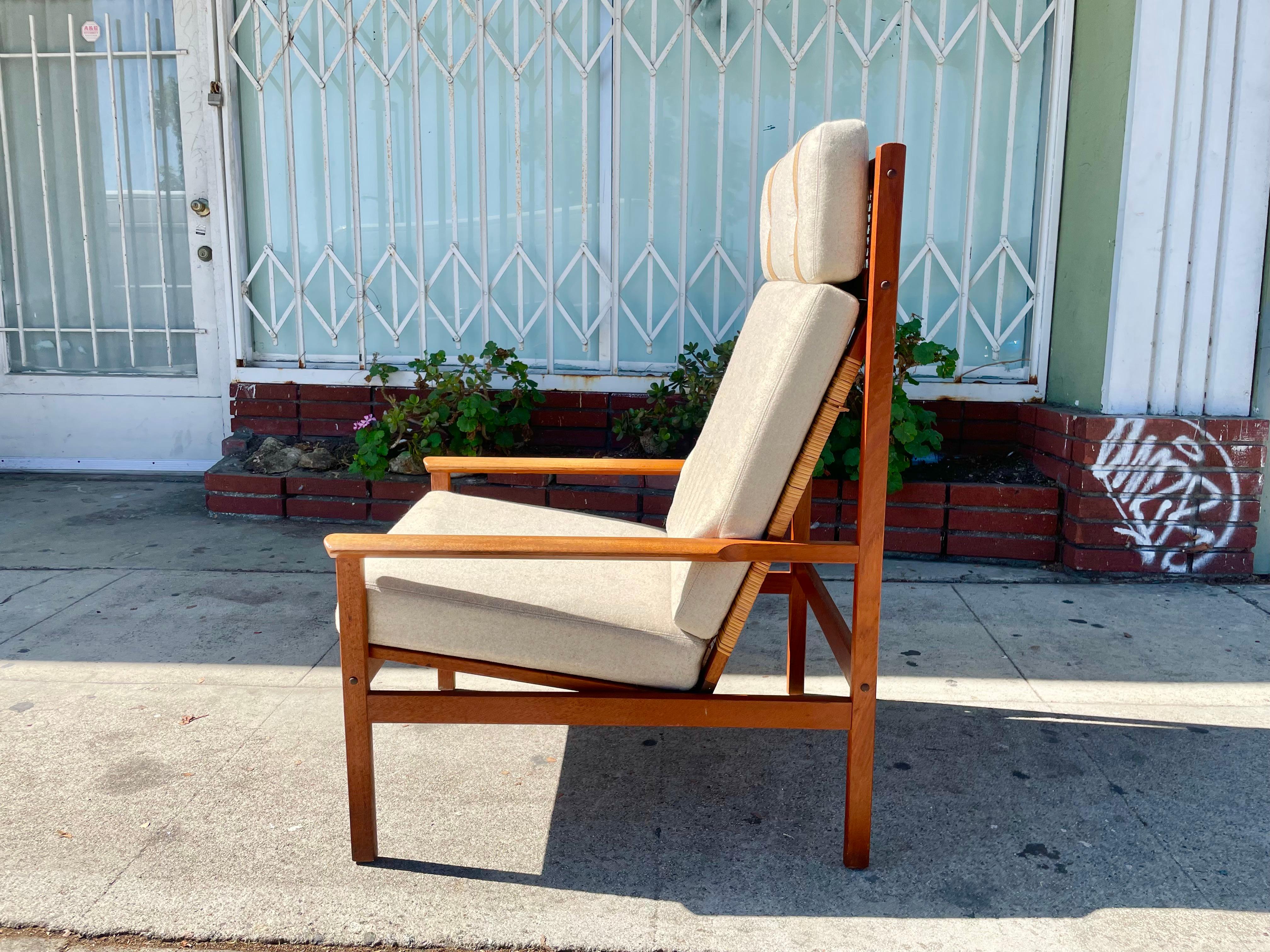 1960s Danish Modern Teak Lounge Chair by Hans Olsen for Juul Kristensen For Sale 3