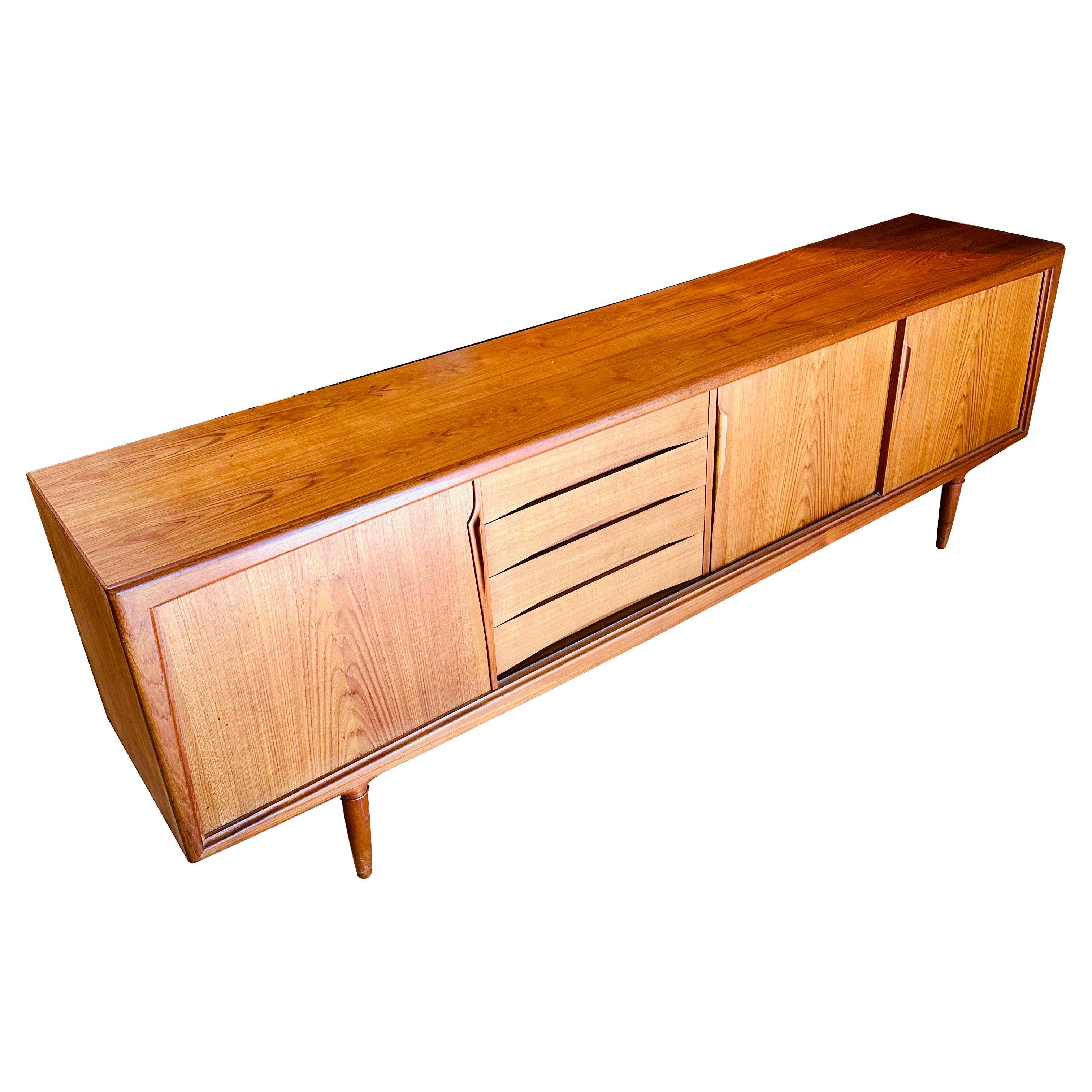 1960s Danish Modern Teak Model 13 Credenza by Gunni Oman for ACO Mobler In Good Condition In Sacramento, CA