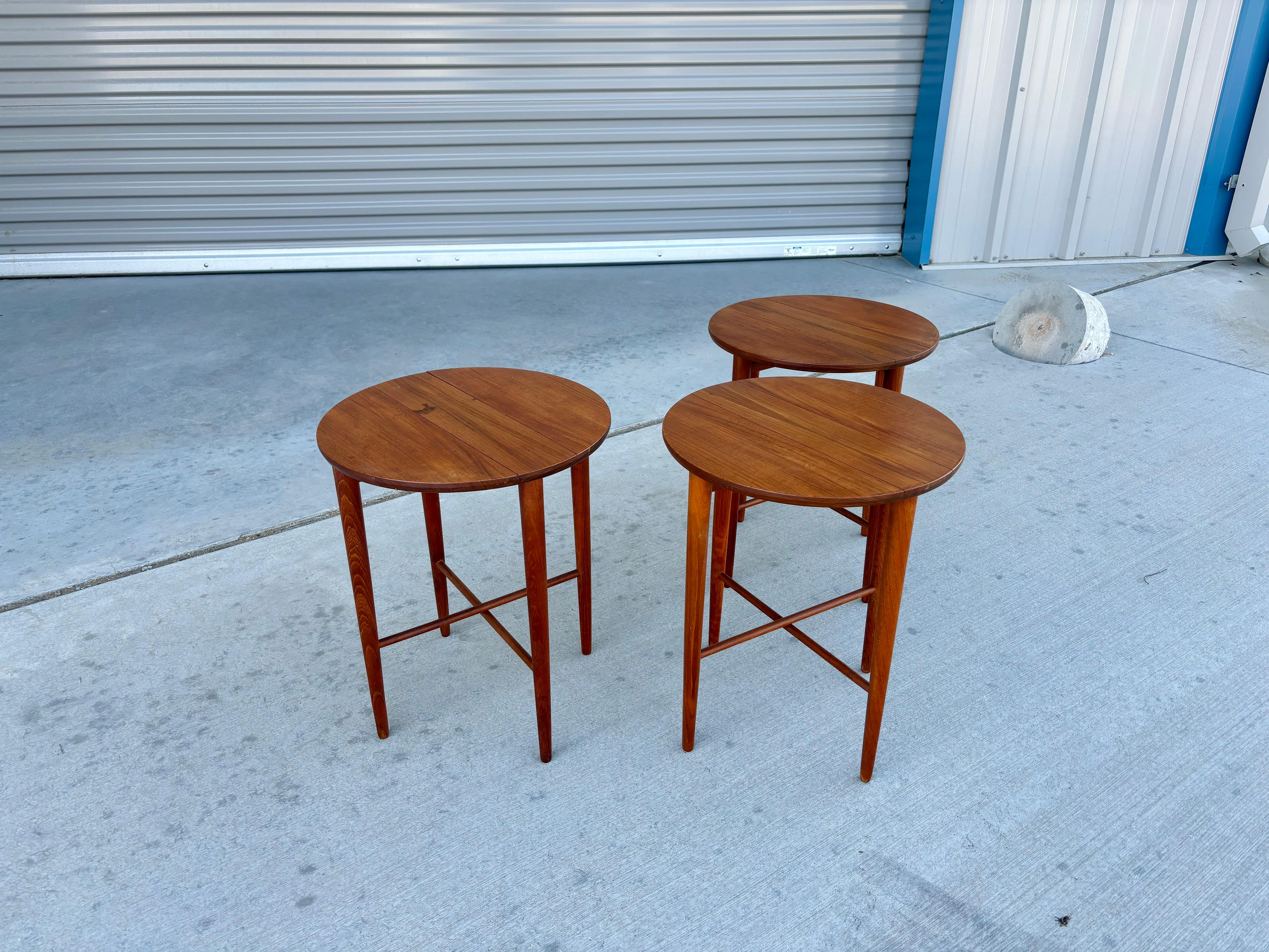 1960s Danish Modern Teak Nesting Tables von Paul Hundevad - ein Paar im Angebot 3